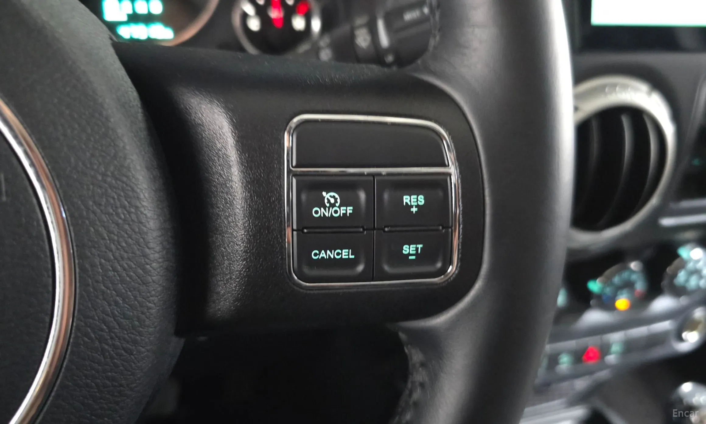 Jeep Wrangler (JK) превью 19