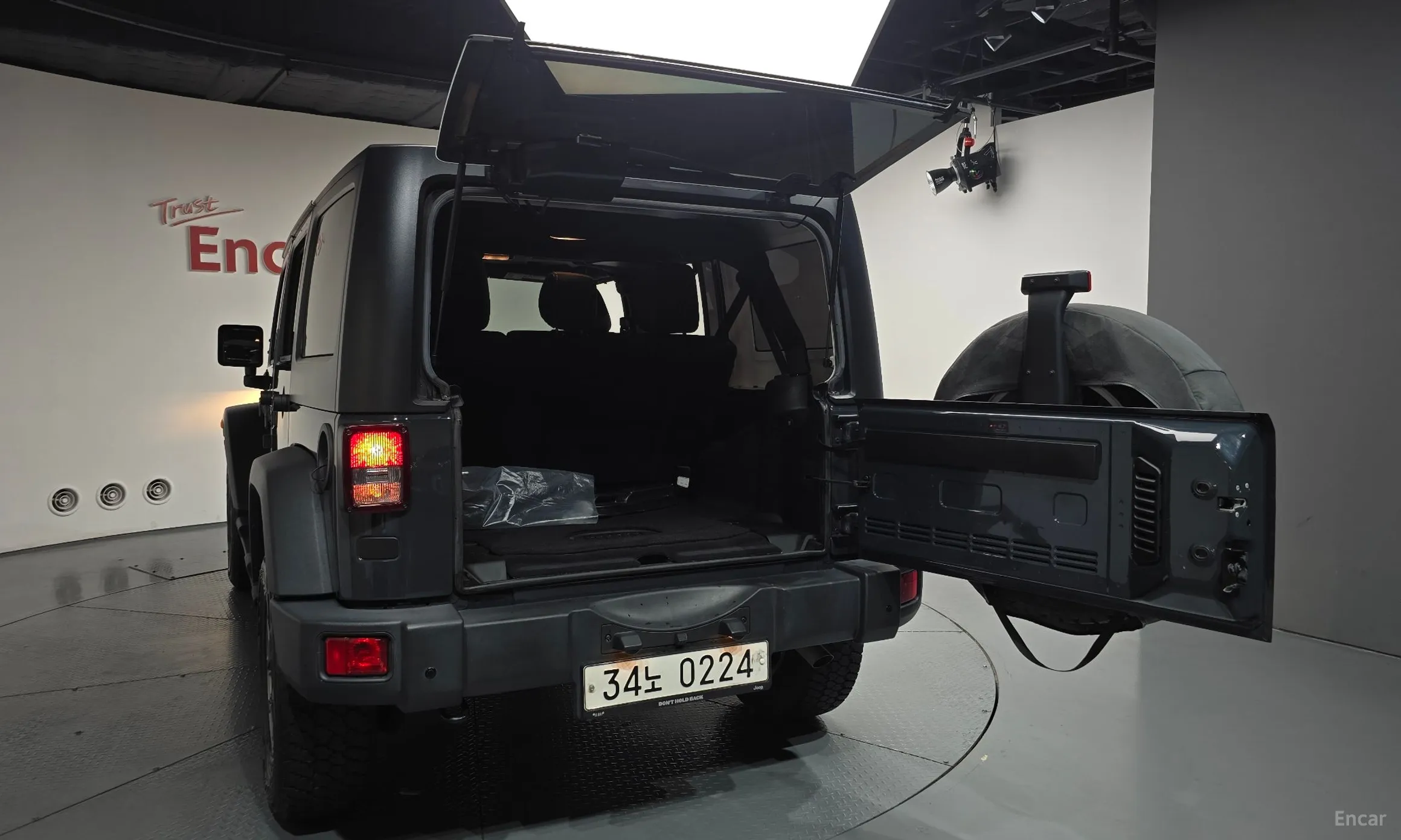 Jeep Wrangler (JK) превью 20
