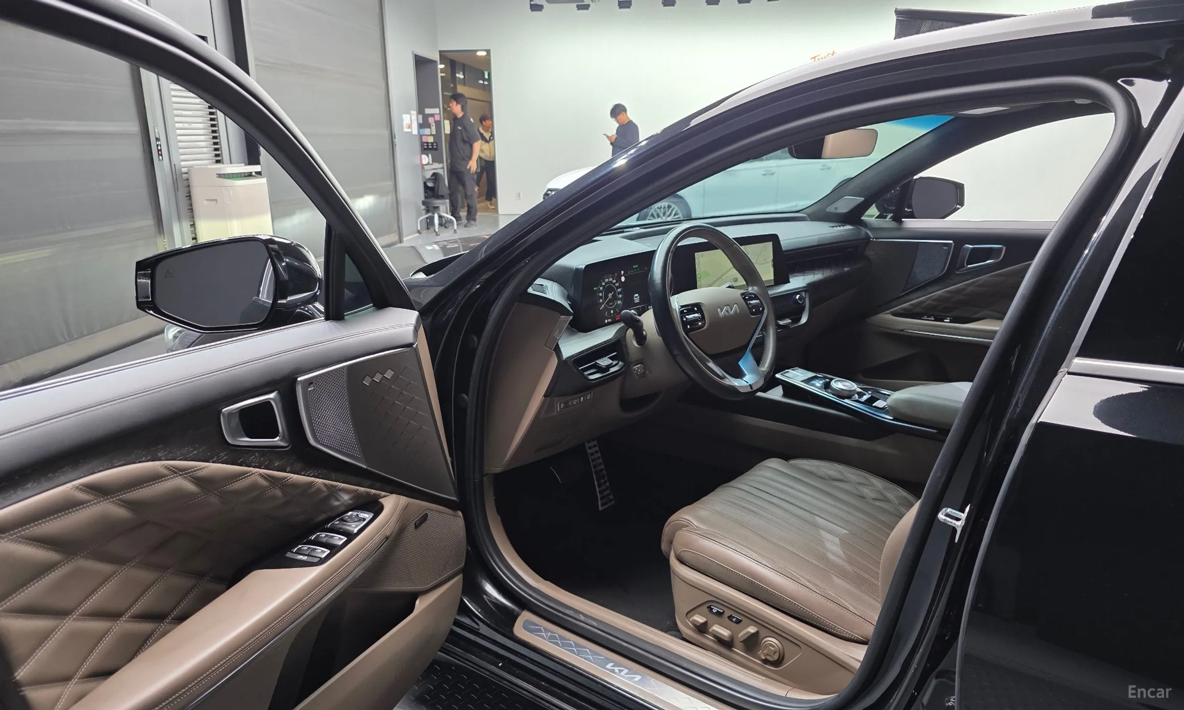 Kia K8 Hybrid превью 10