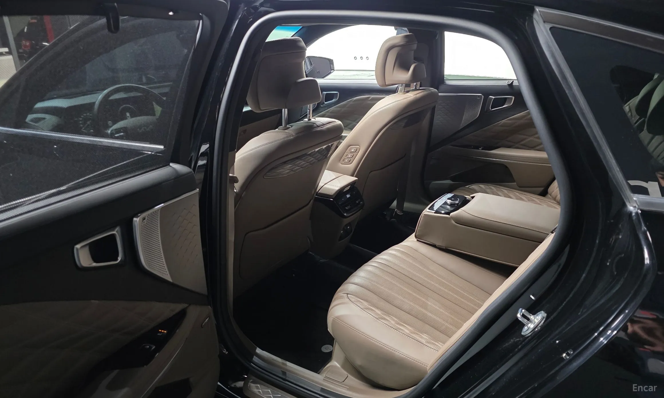 Kia K8 Hybrid превью 11