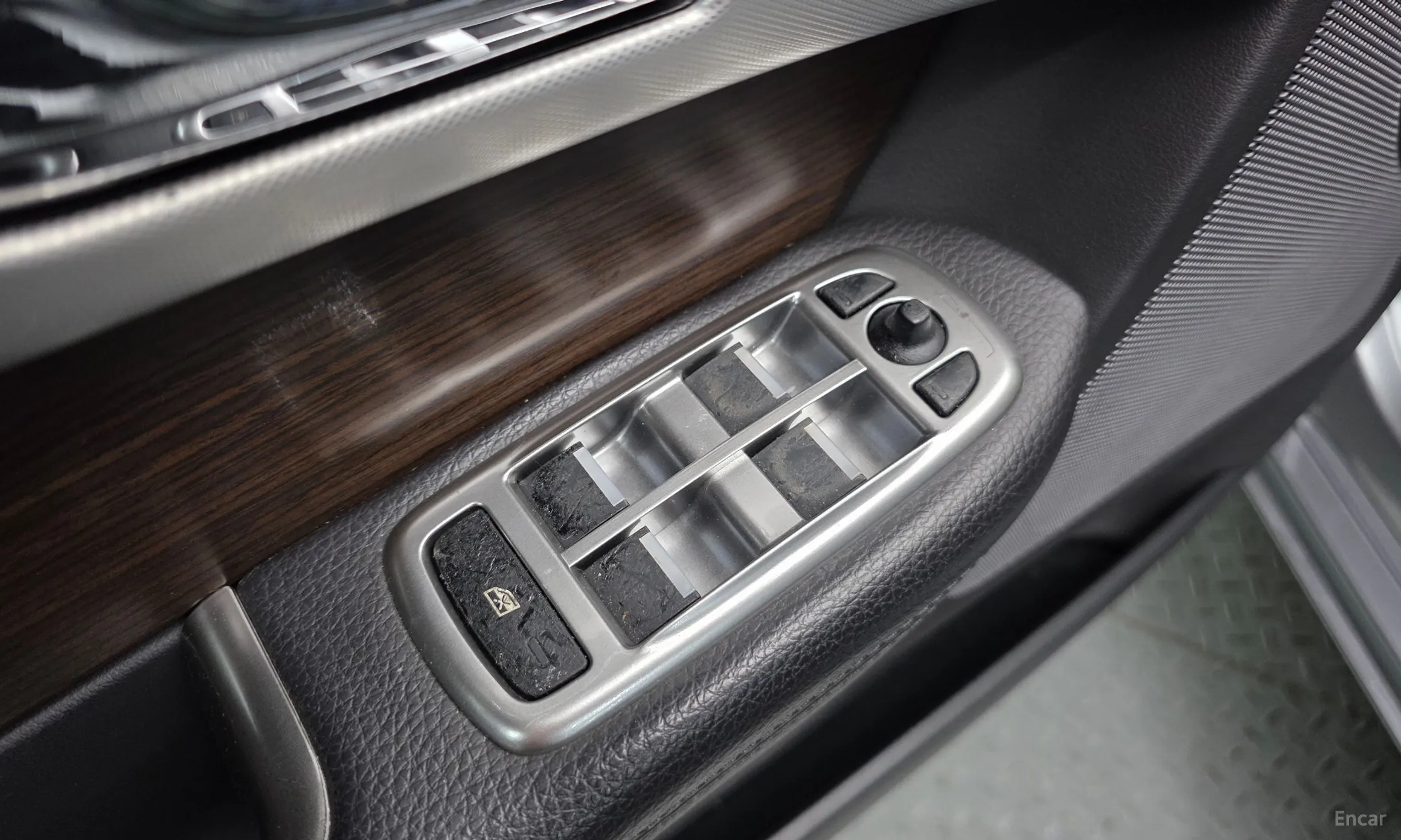Jaguar New XF превью 13