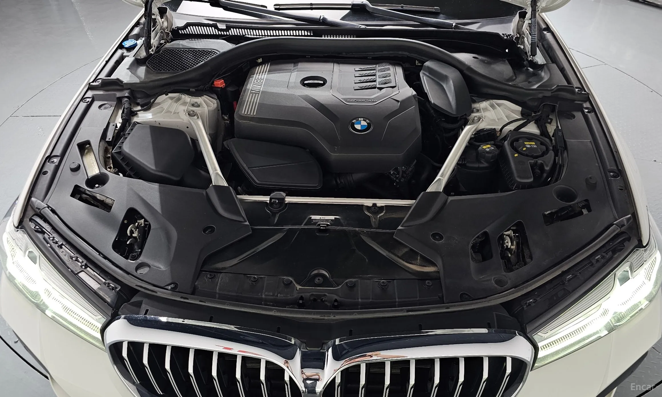 BMW 5 Series (G30) превью 6