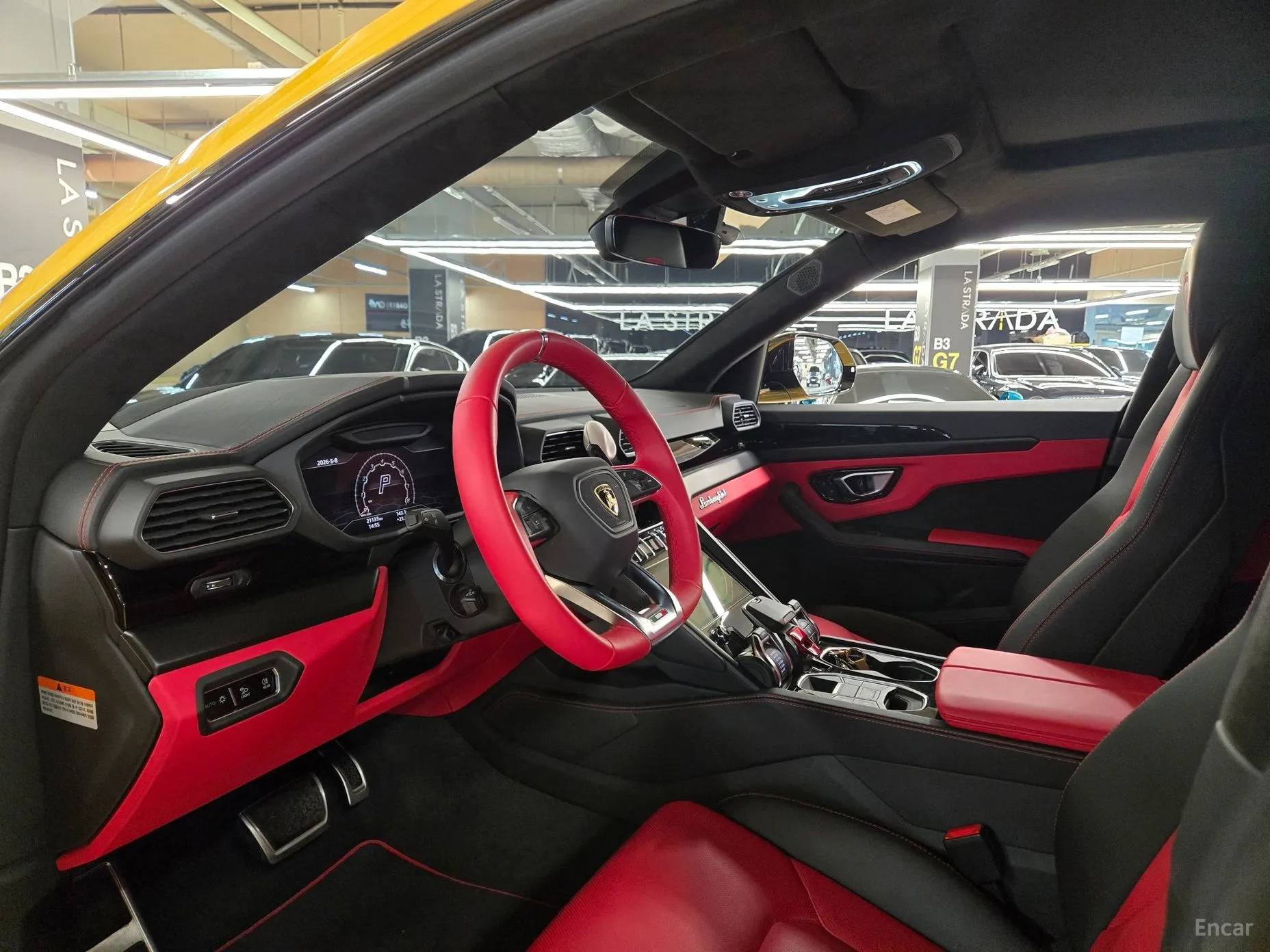 Lamborghini Urus превью 16