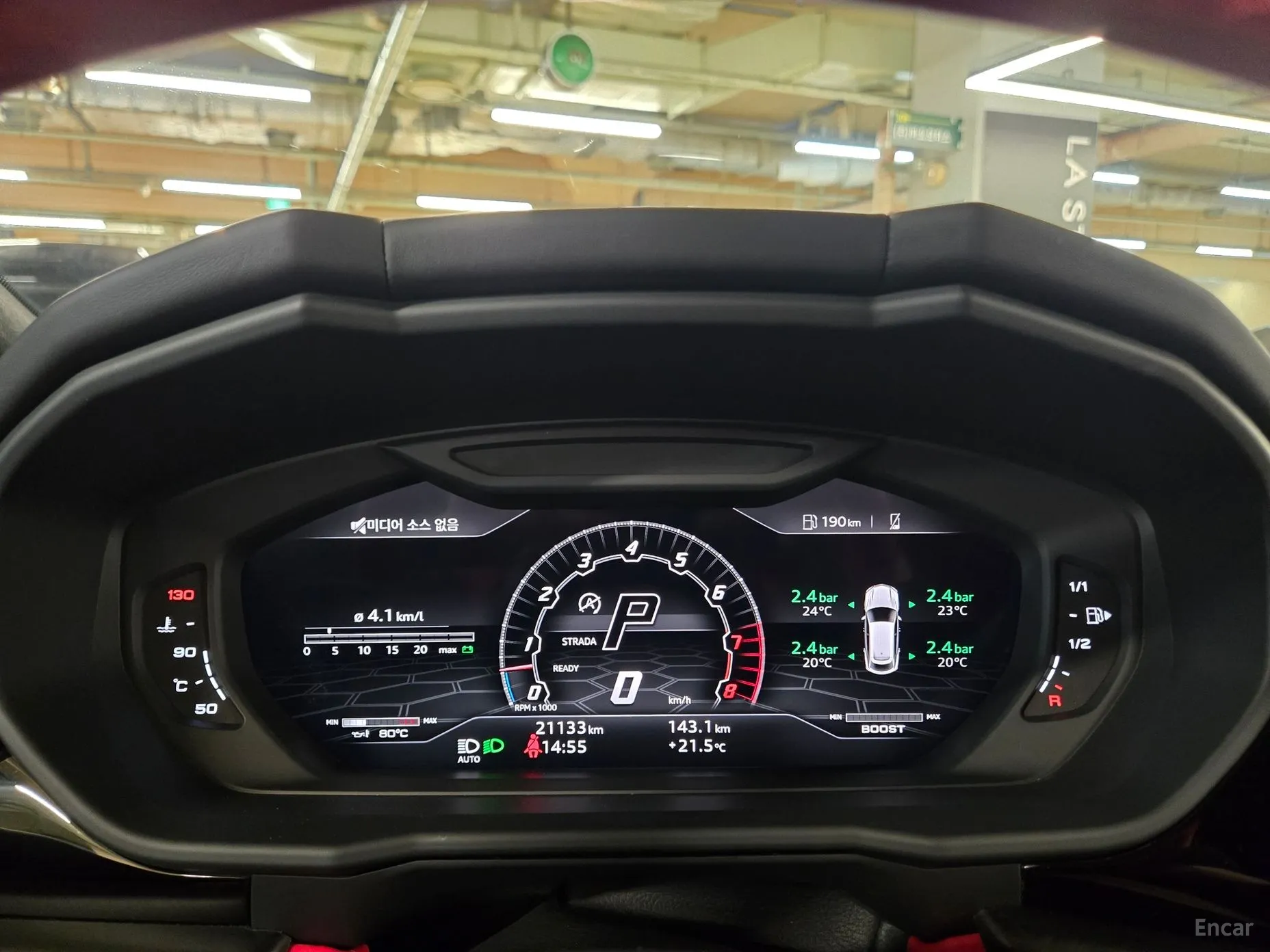 Lamborghini Urus превью 19