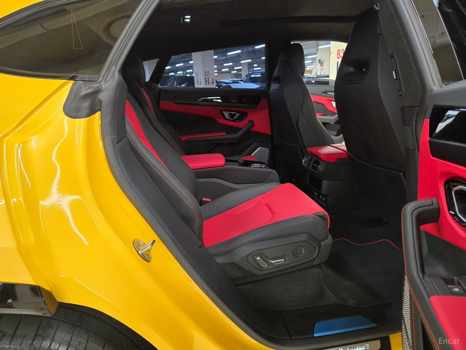 Lamborghini Urus превью 6