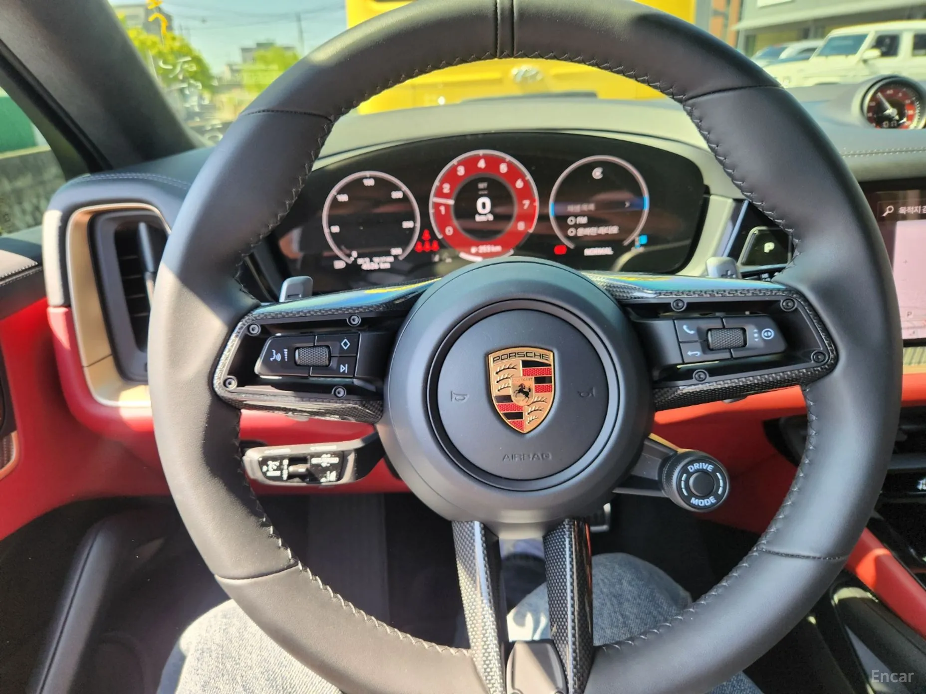 Porsche Cayenne (PO536) превью 8