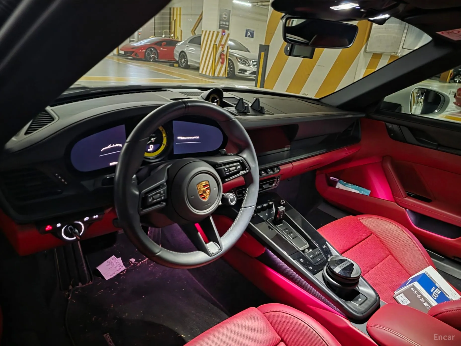 Porsche 911 (992) превью 6