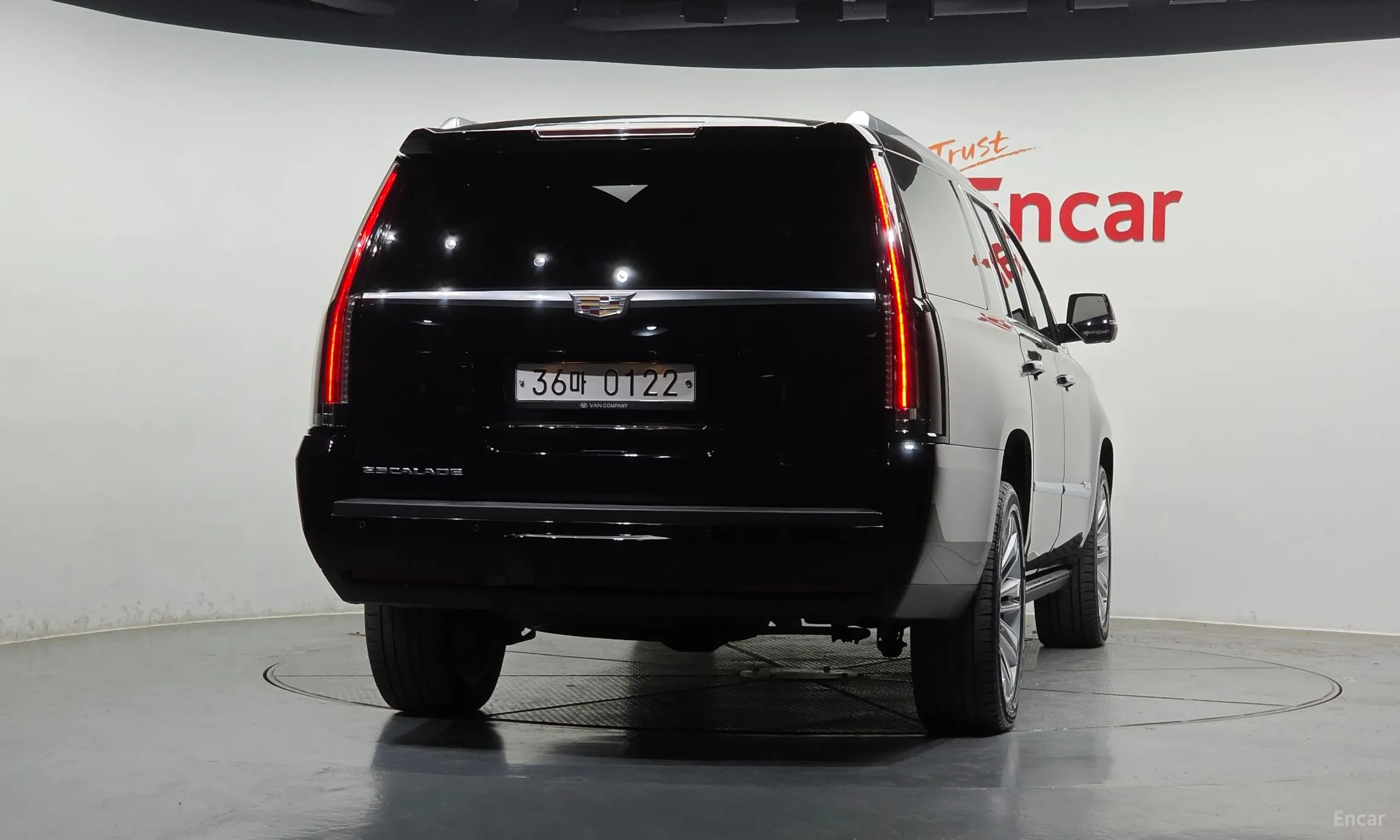 Cadillac Escalade превью 4