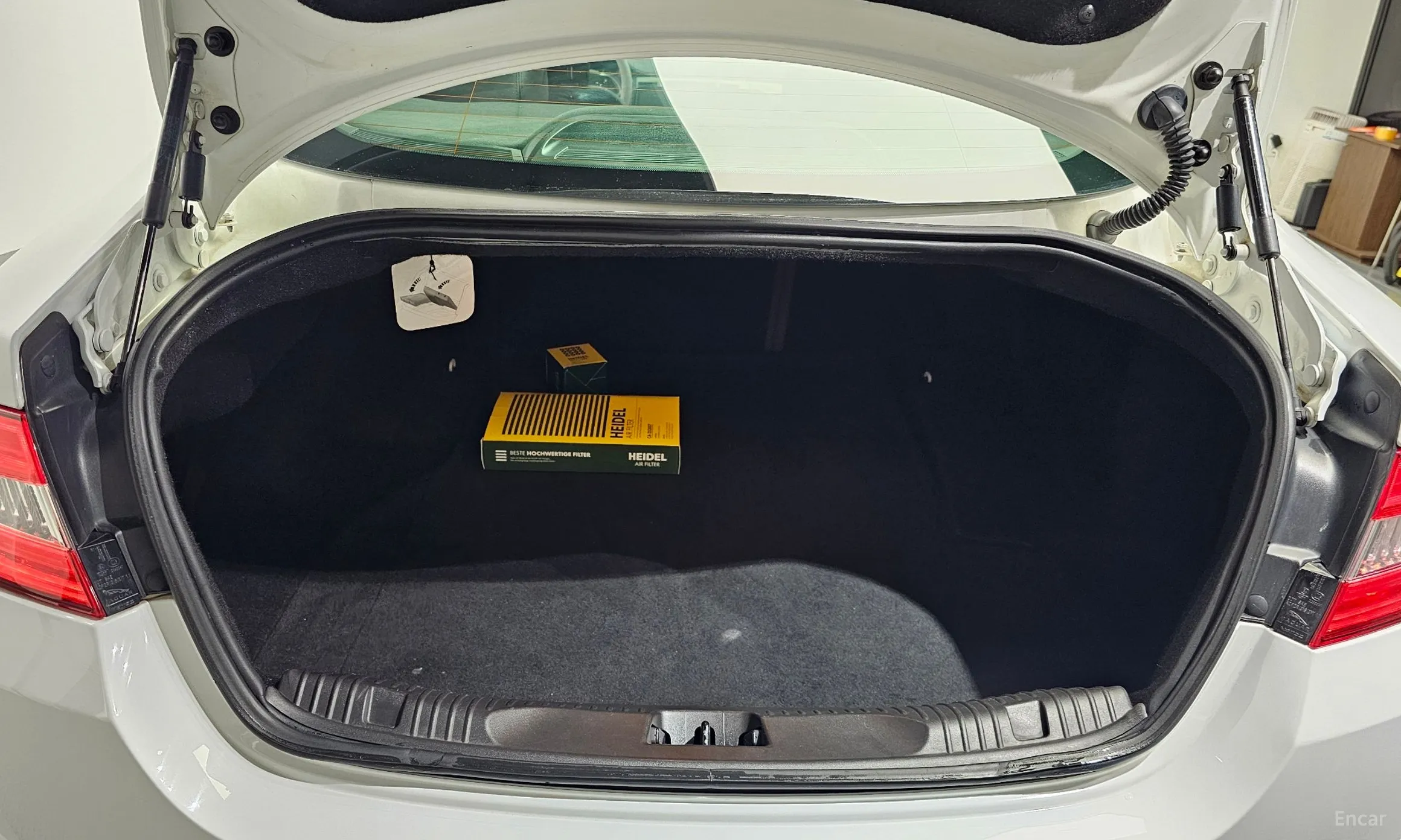 Jaguar New XF превью 20