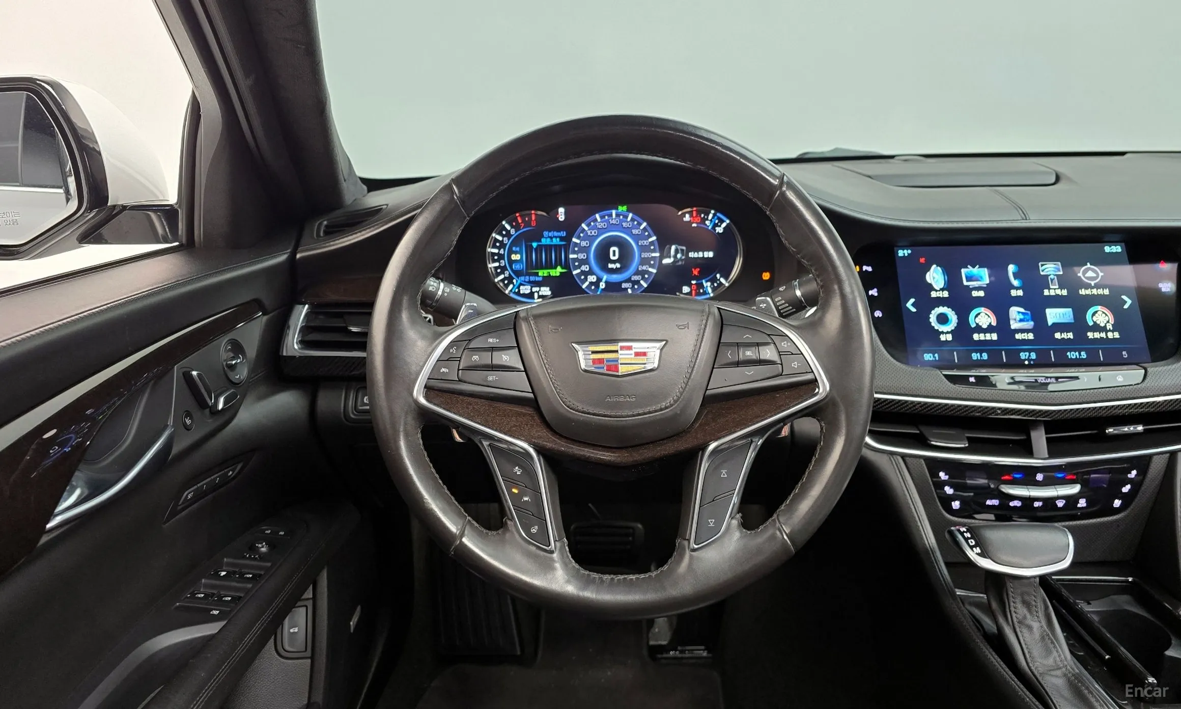 Cadillac CT6 превью 13