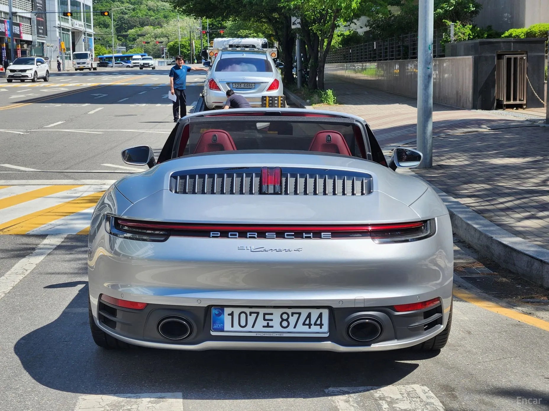 Porsche 911 (992) превью 4