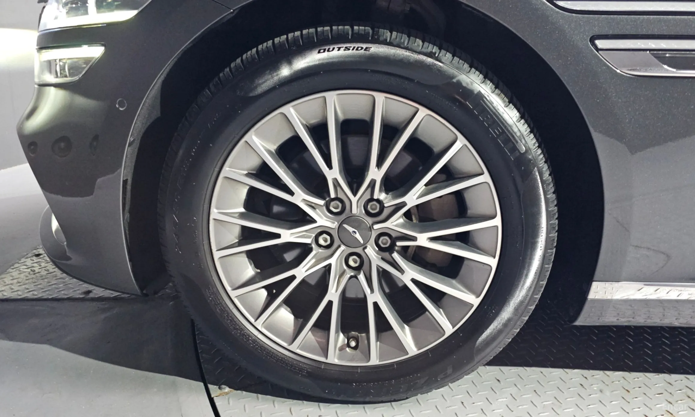 Genesis G80 (RG3) превью 5