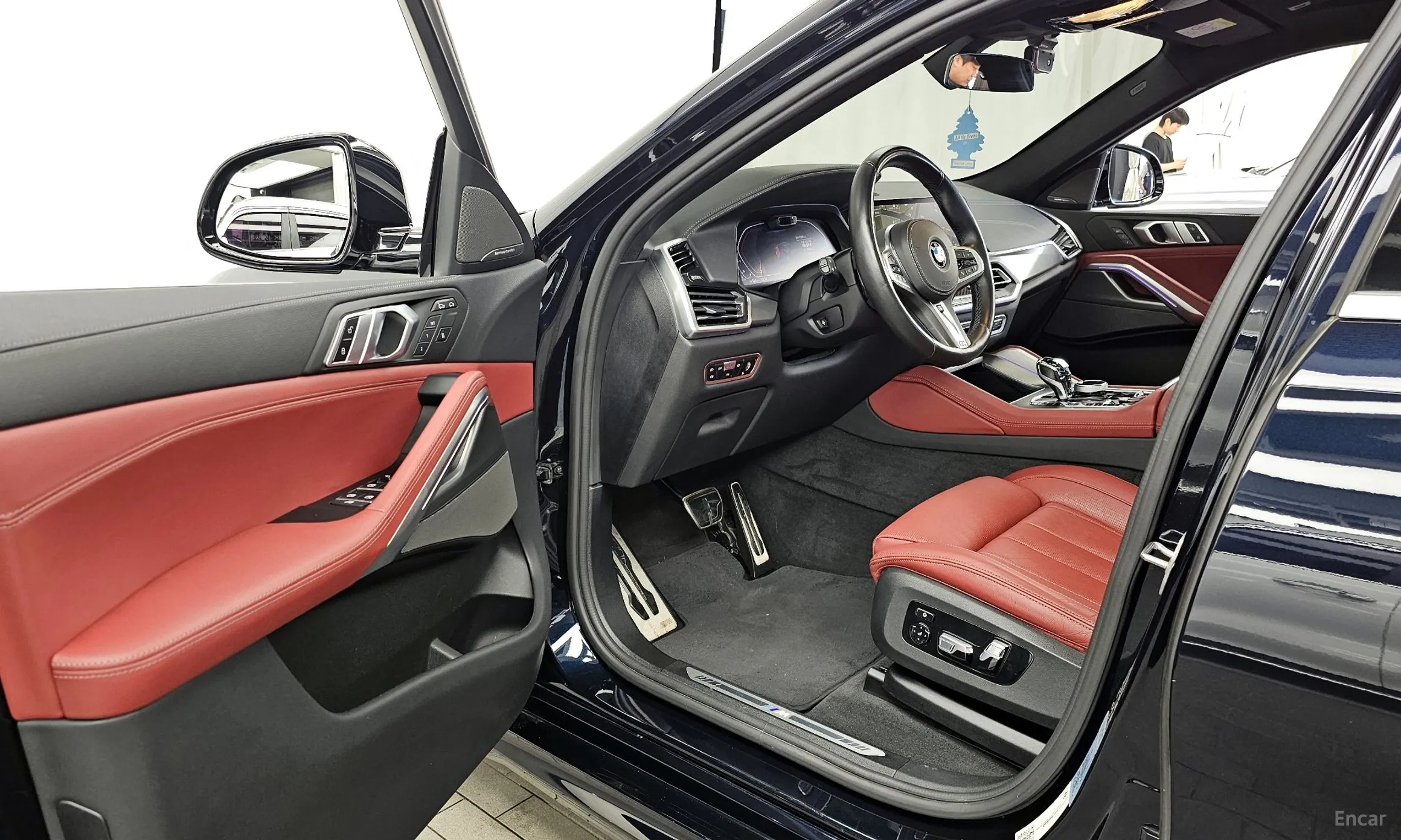 BMW X6 (G06) превью 10