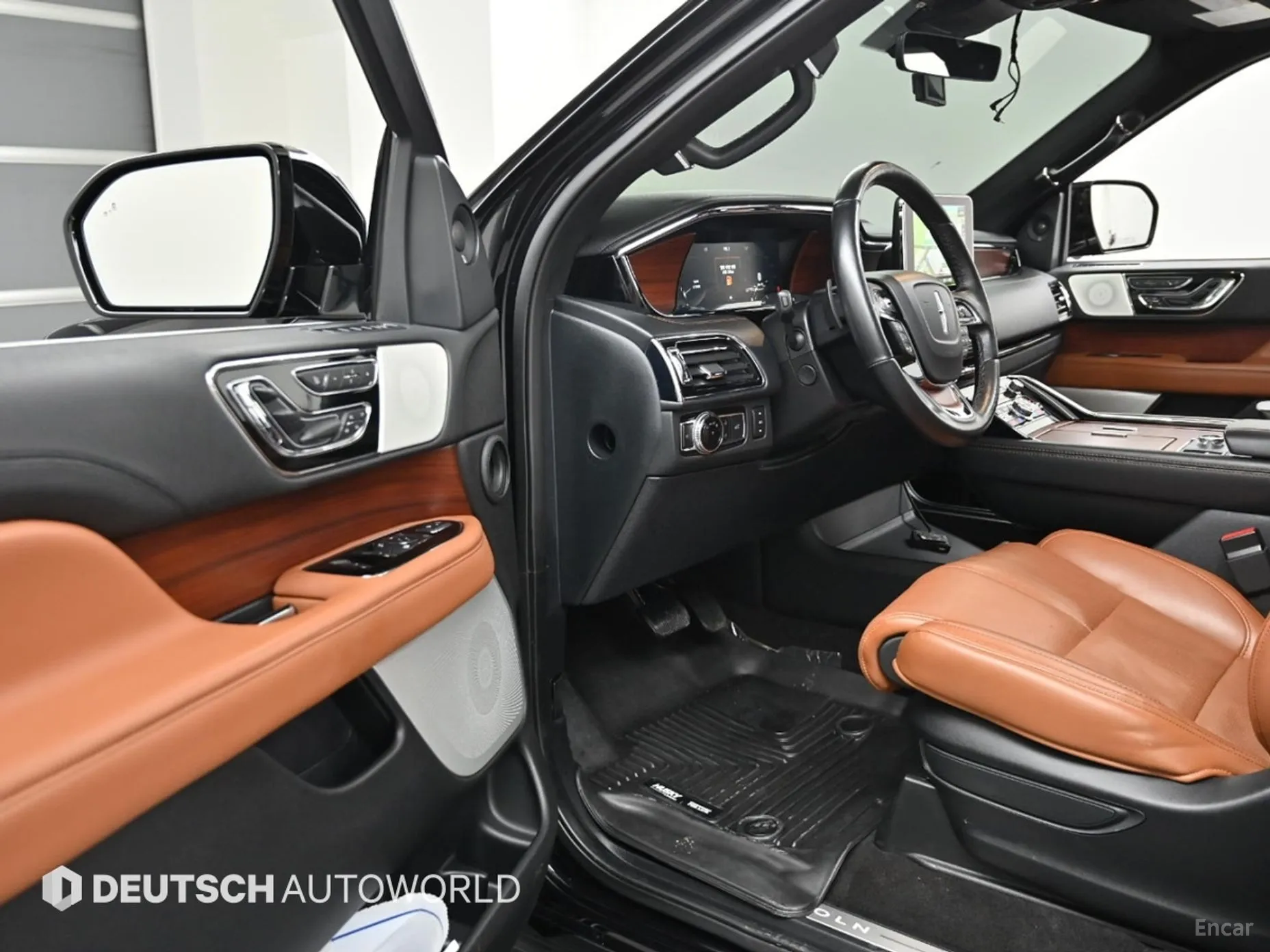 Lincoln Navigator 4th generation превью 11