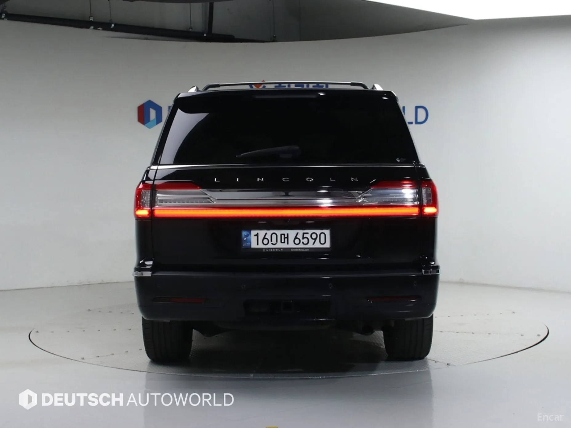 Lincoln Navigator 4th generation превью 4