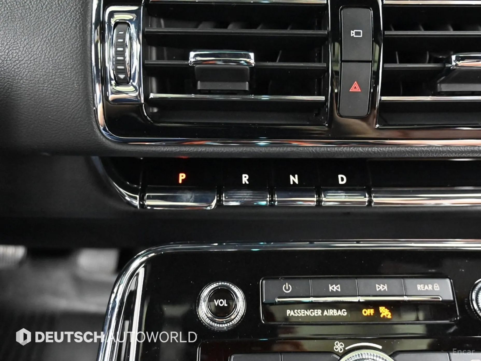 Lincoln Navigator 4th generation превью 9