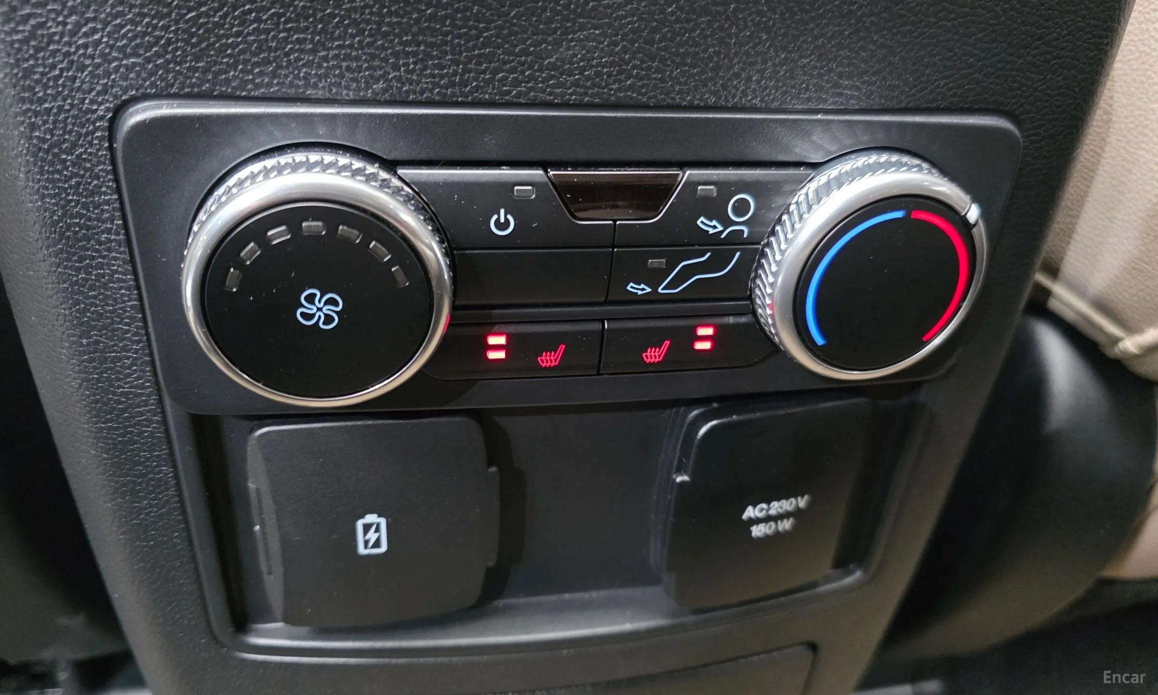 Ford Explorer 6th Generation превью 18