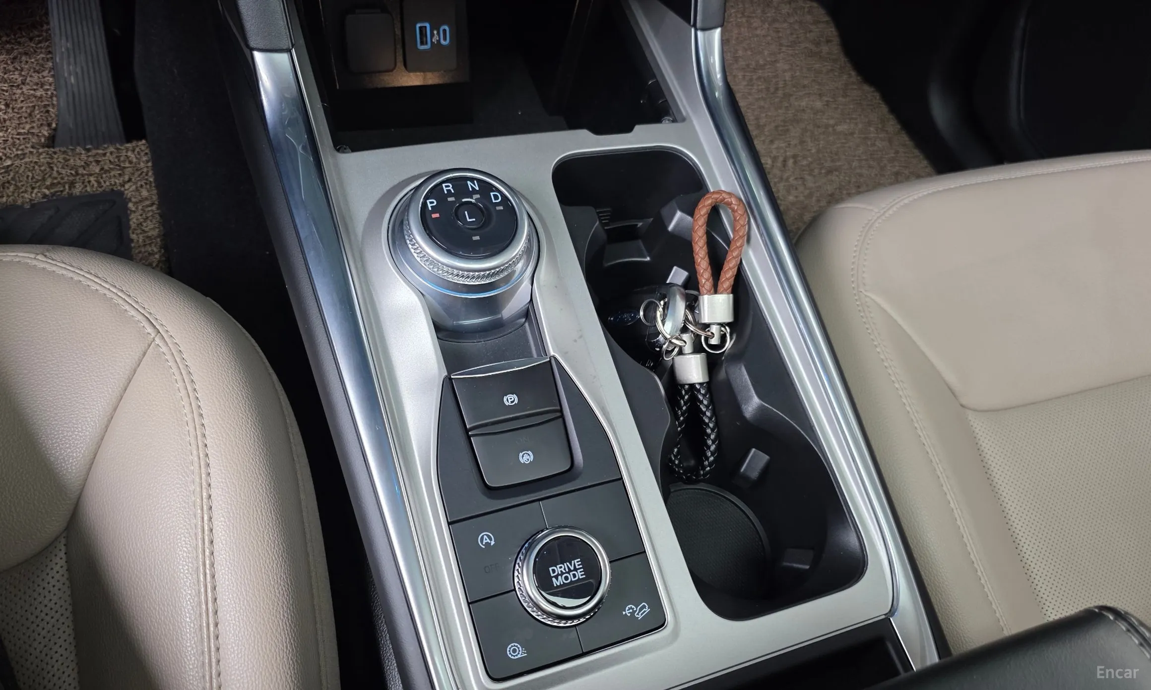 Ford Explorer 6th Generation превью 9