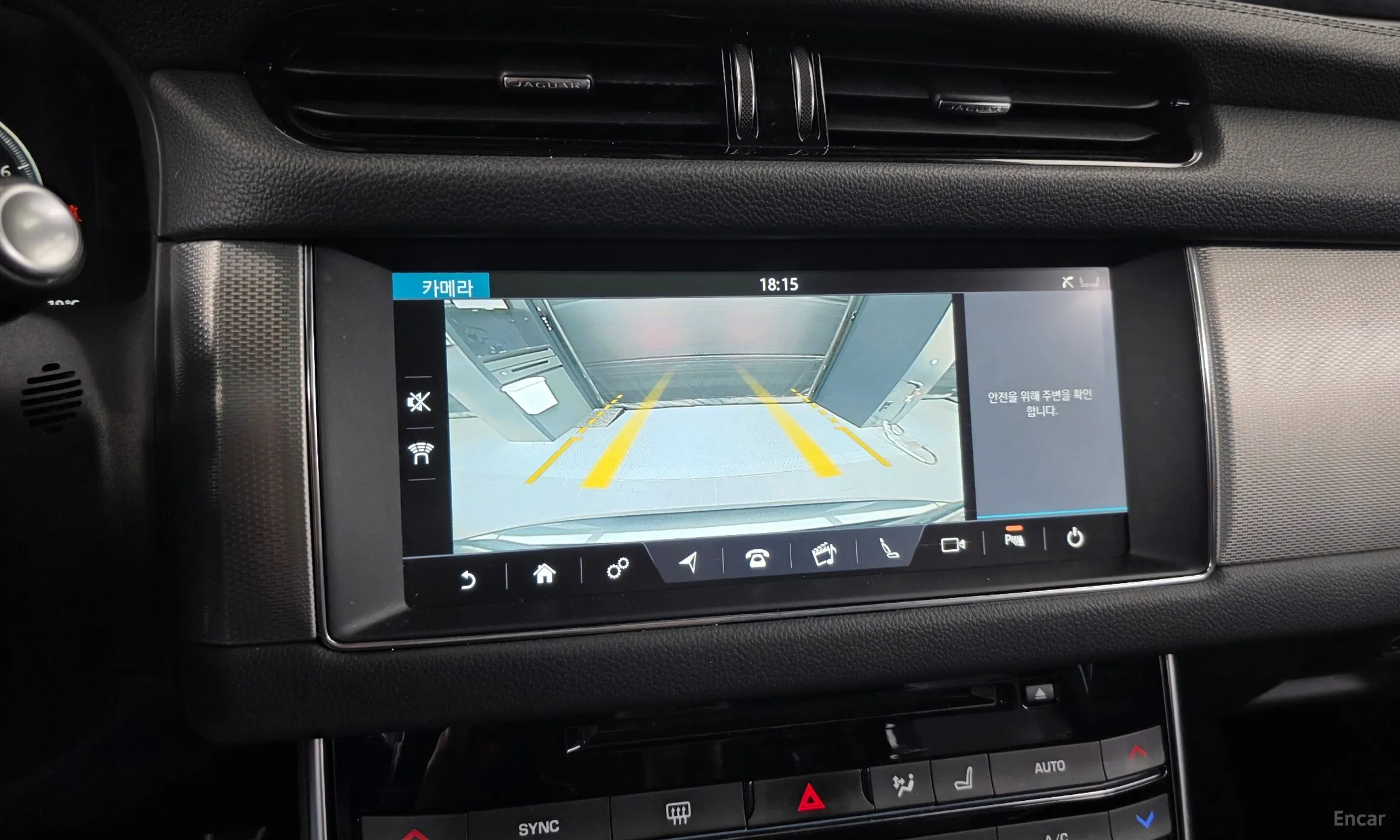 Jaguar XF (x260) превью 15