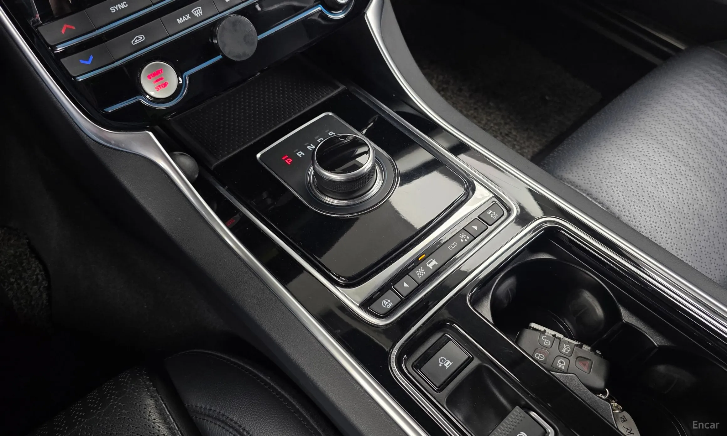 Jaguar XF (x260) превью 9