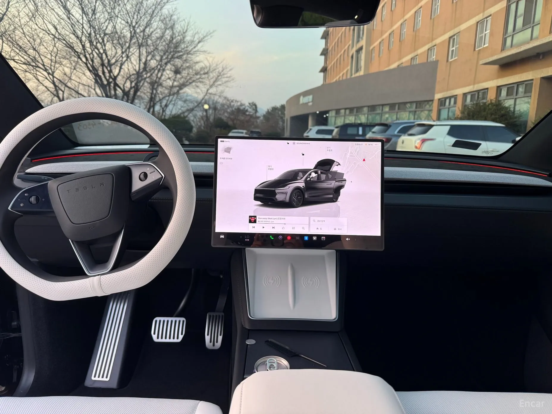 Tesla Model Y превью 14