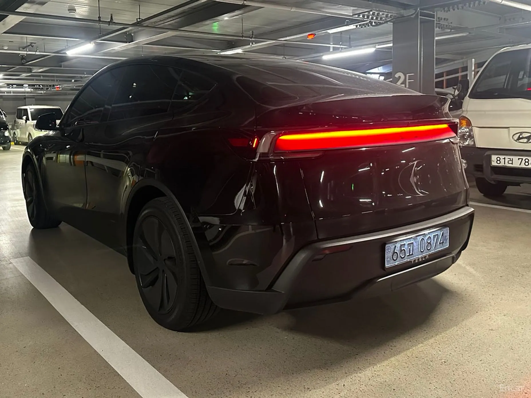 Tesla Model Y превью 5