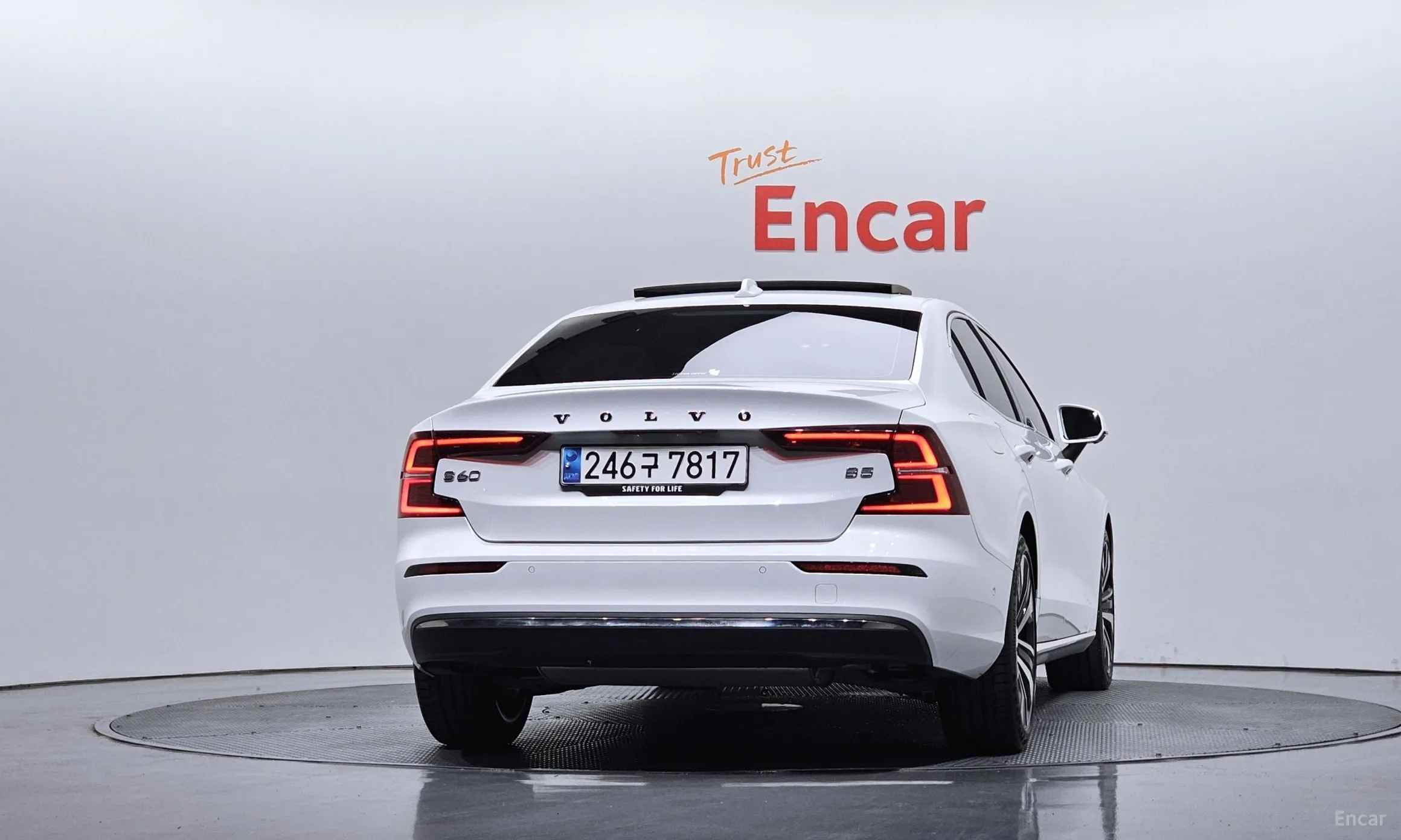 Volvo S60 3rd Generation превью 4