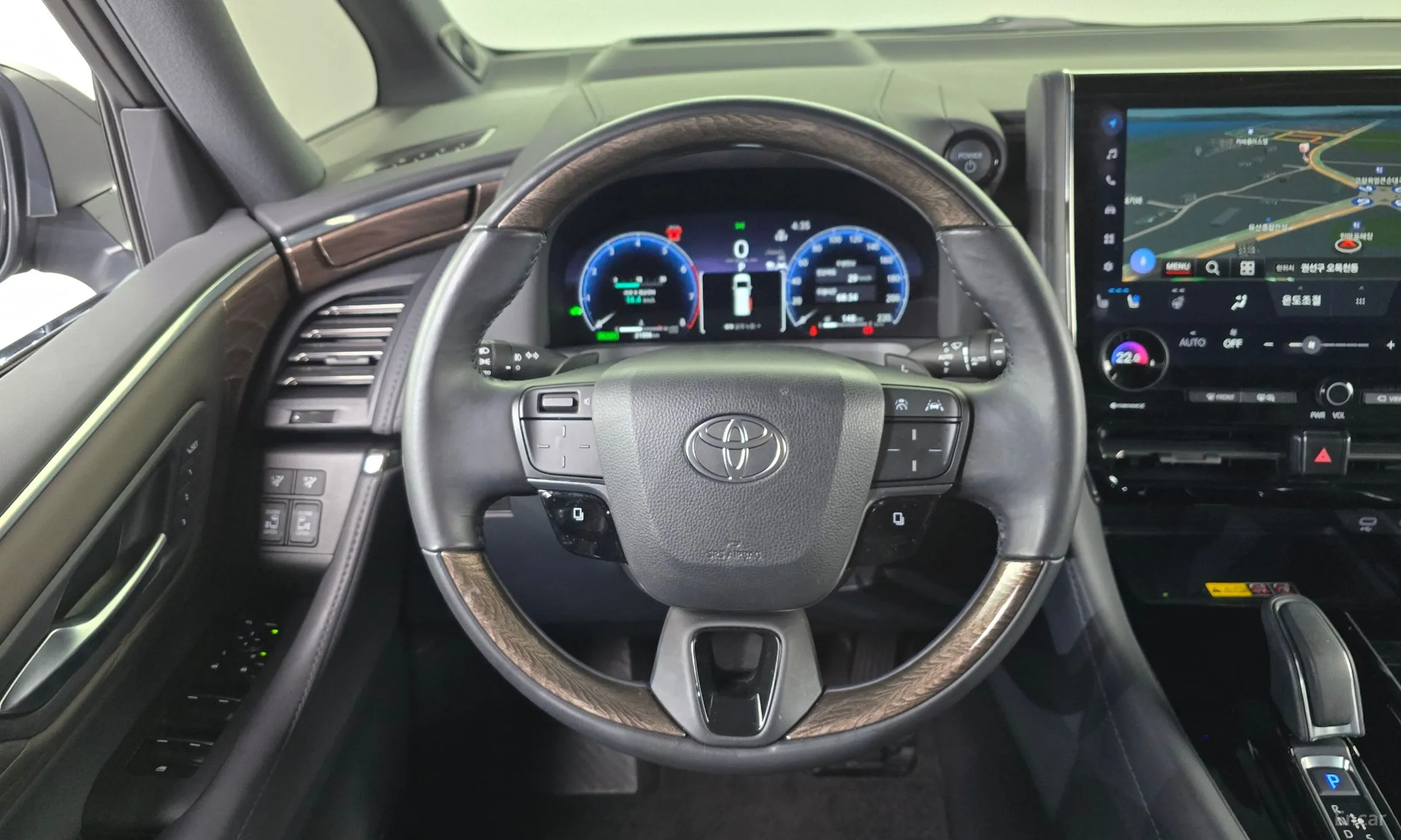 Toyota Alphard 4th Generation превью 13