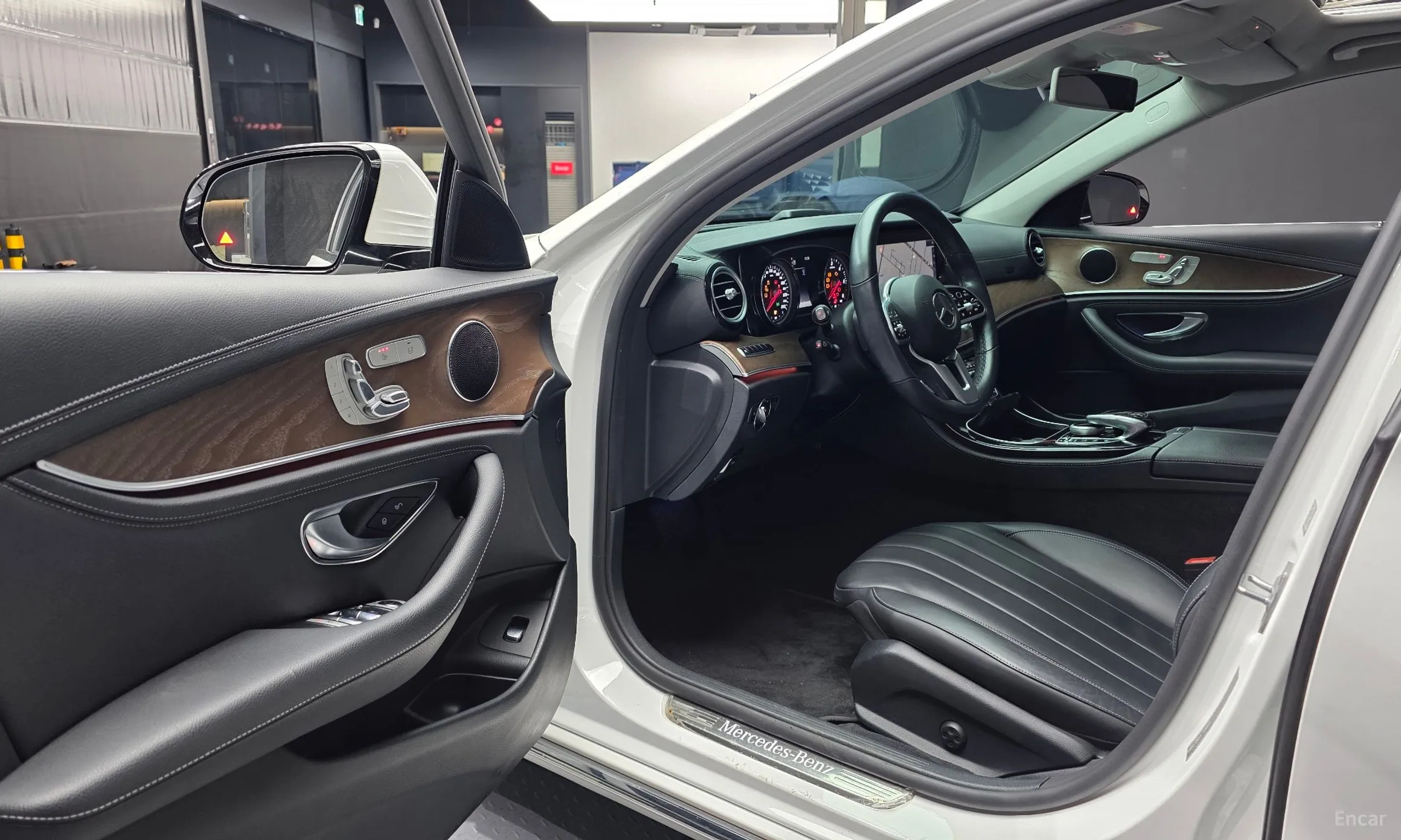 Mercedes Benz E-Class W213 превью 10
