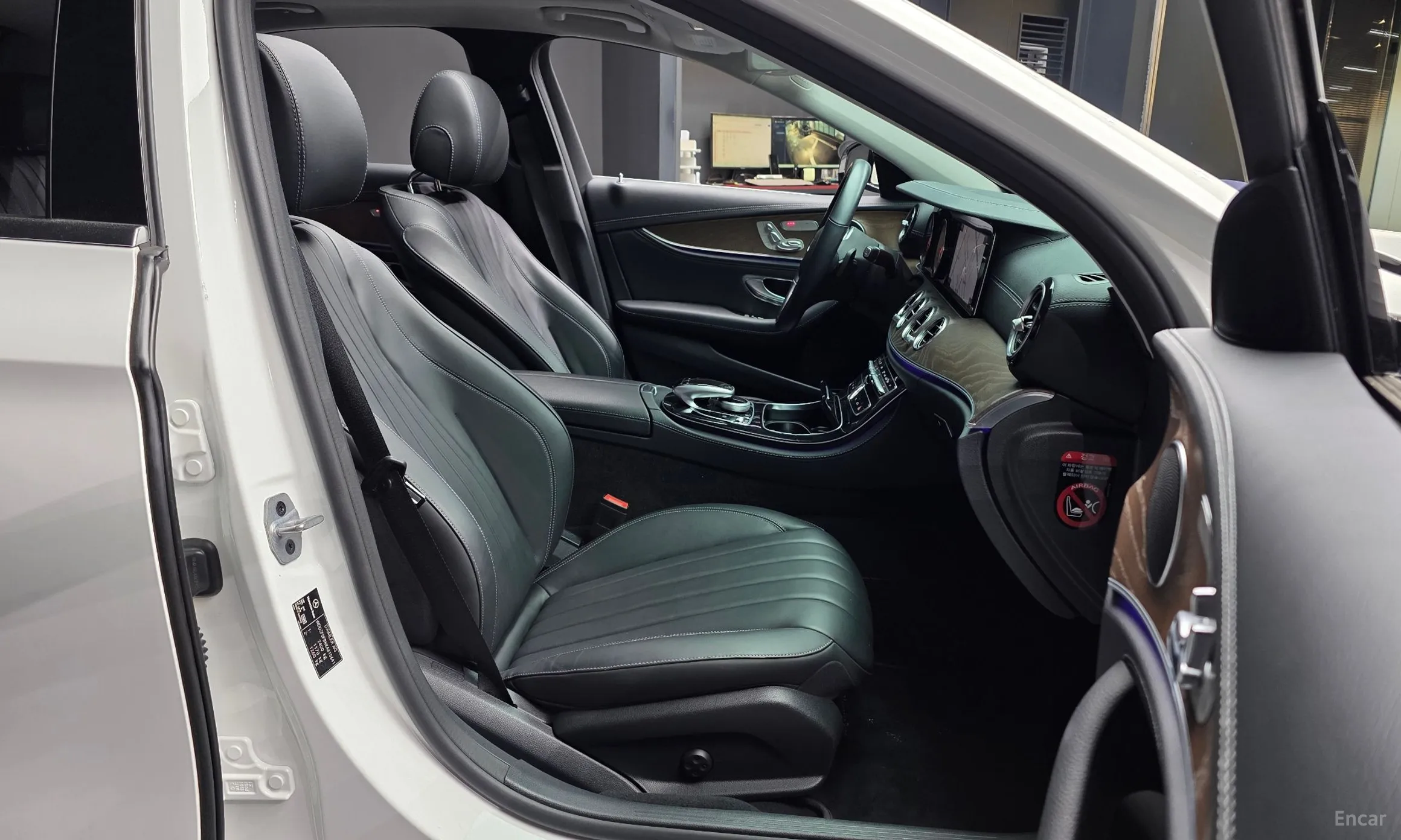Mercedes Benz E-Class W213 превью 11