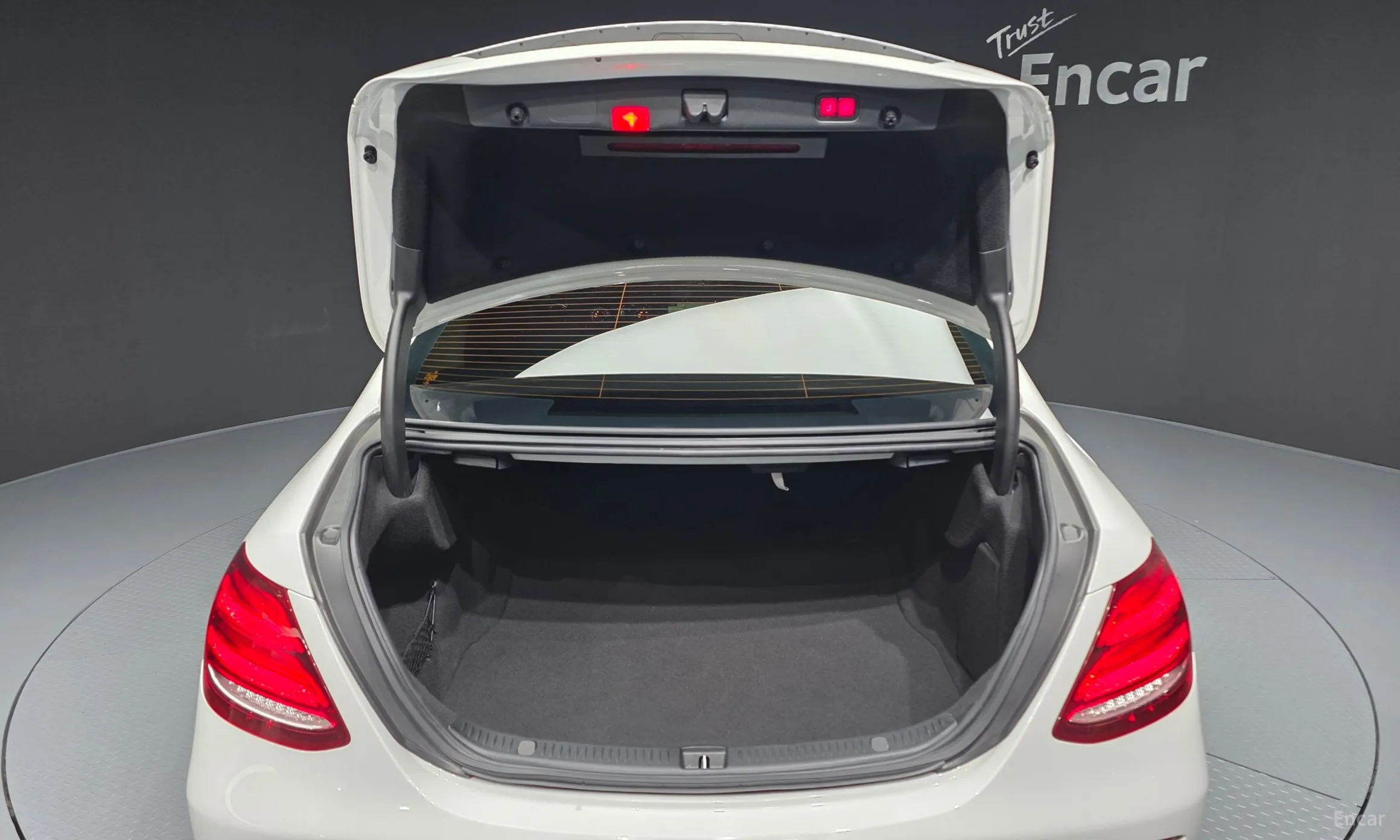 Mercedes Benz E-Class W213 превью 20