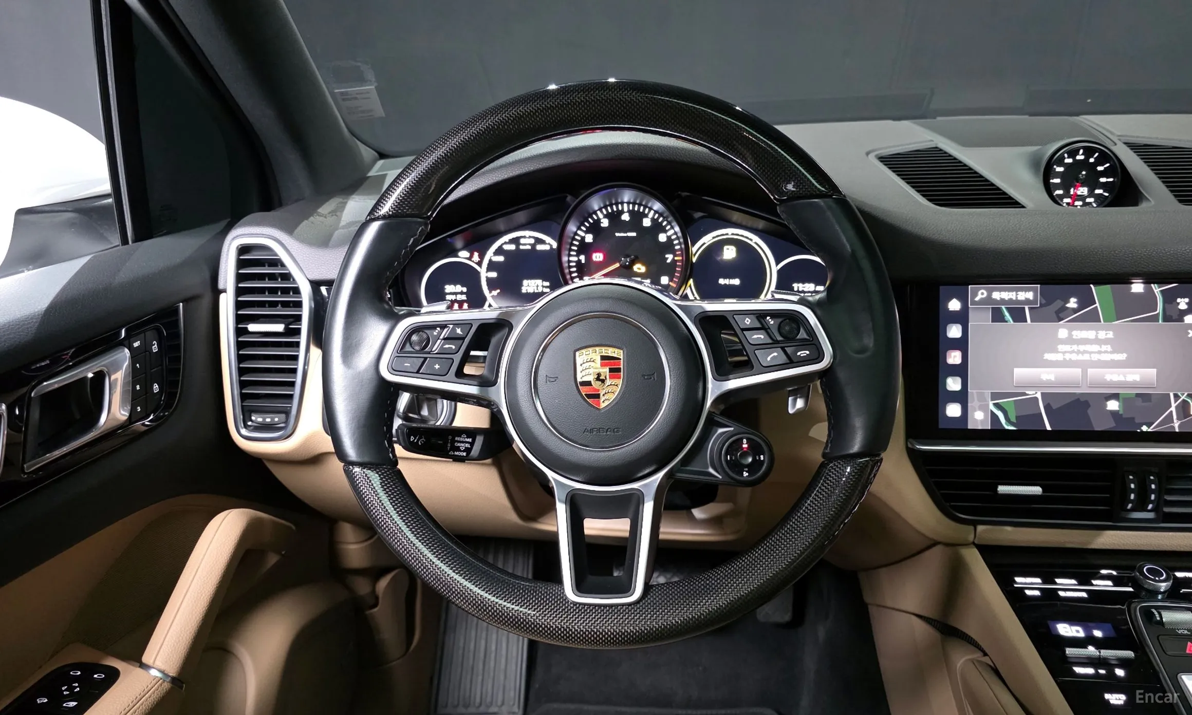 Porsche Cayenne (PO536) превью 13