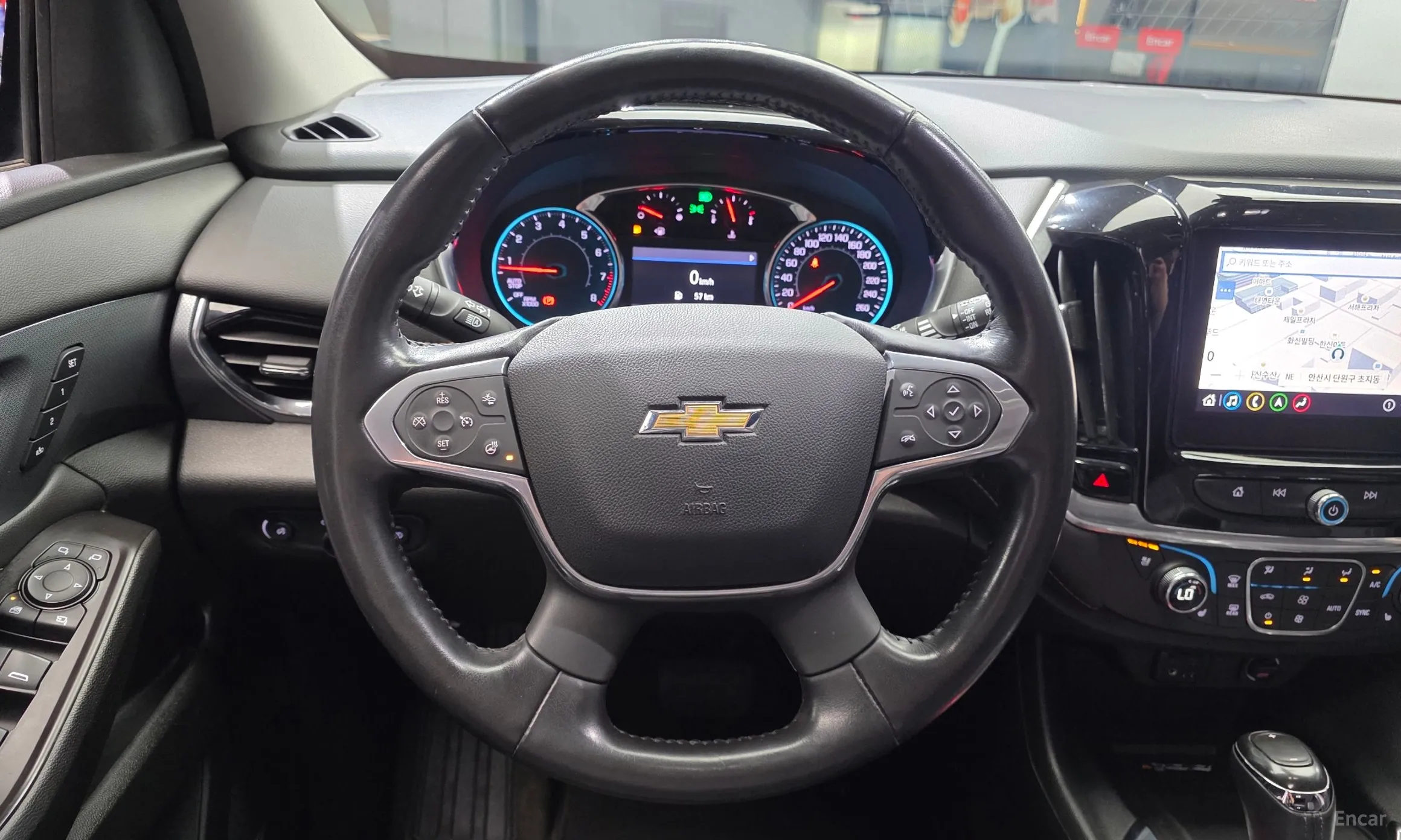 Chevrolet (GM Daewoo) Traverse превью 14