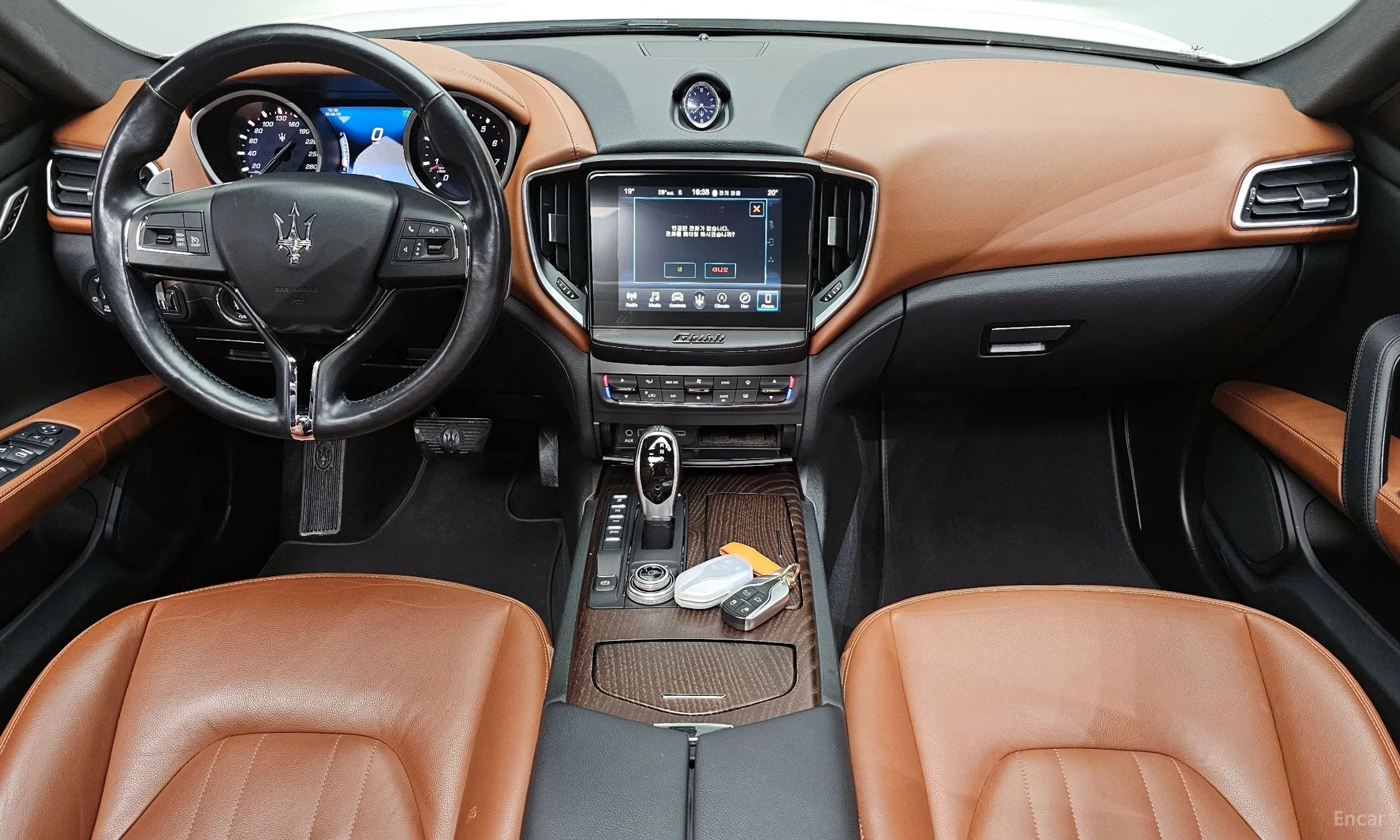 Maserati Ghibli превью 7