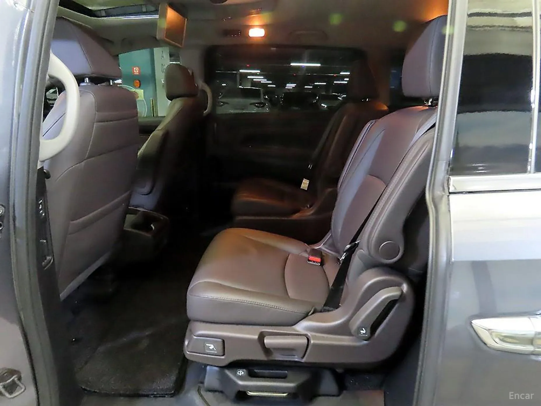 Honda Odyssey превью 7
