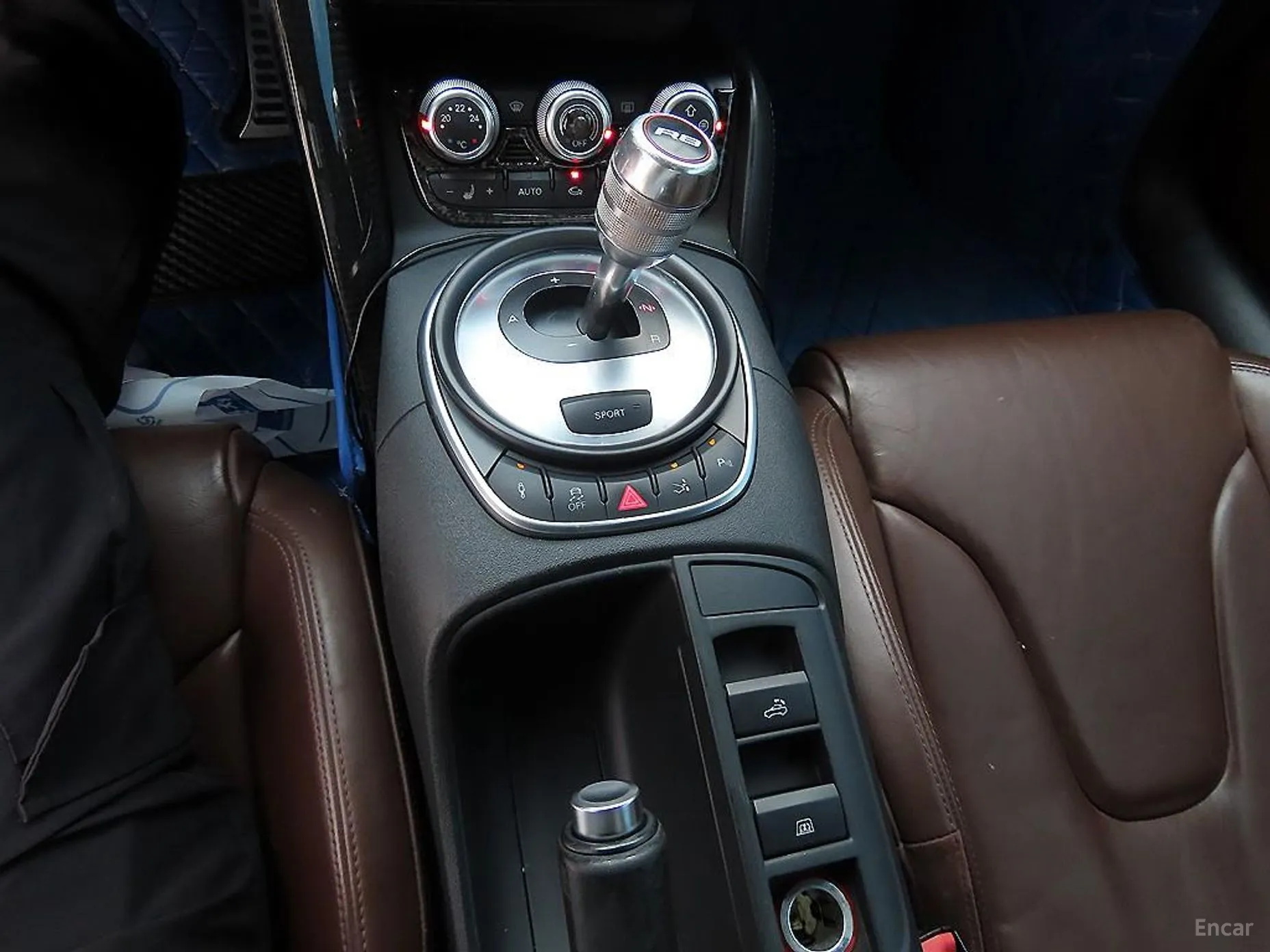 Audi R8 превью 15