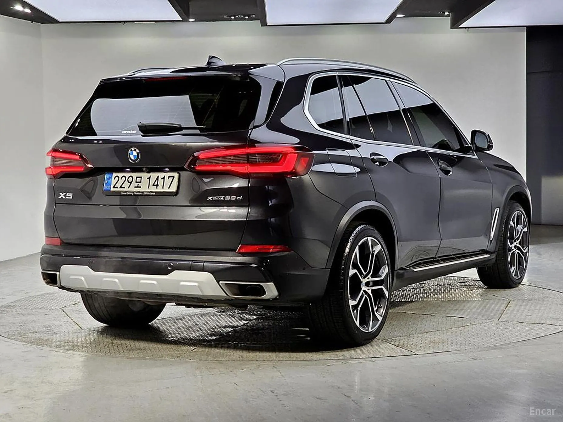 BMW X5 (G05) превью 4