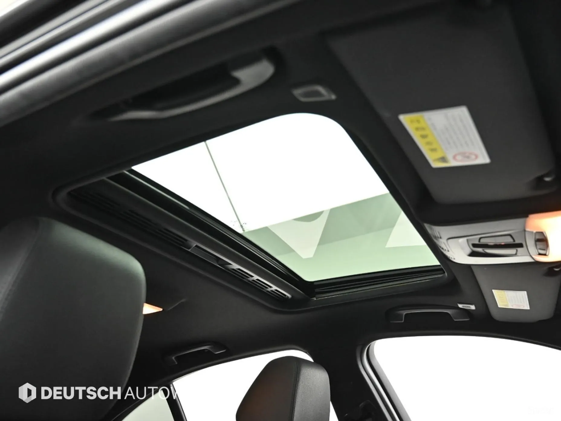 BMW 3 Series (F30) превью 18