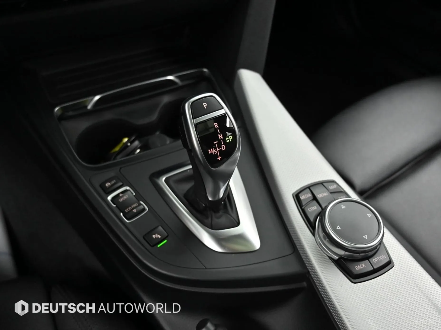 BMW 3 Series (F30) превью 9