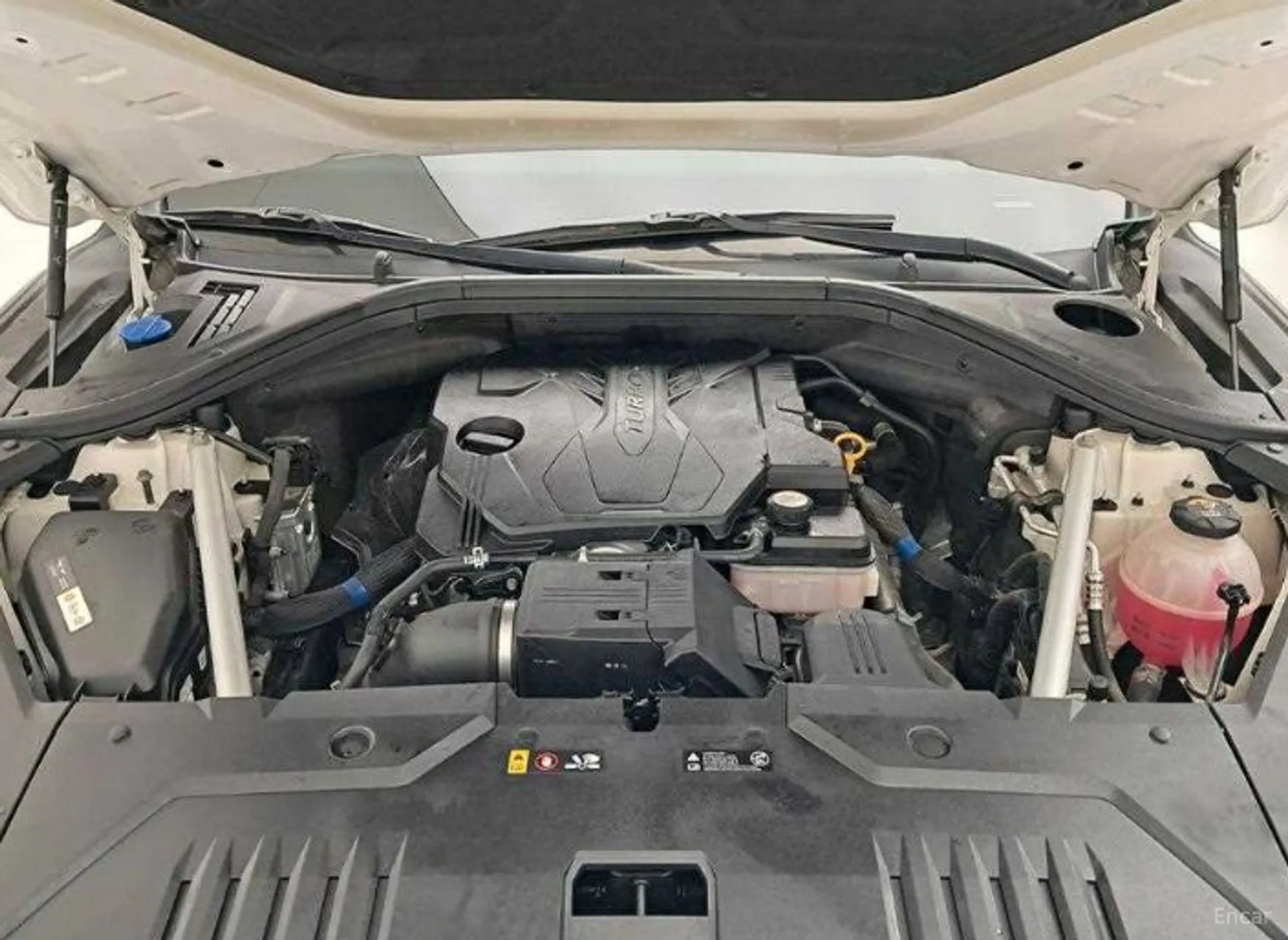 Genesis GV70 превью 19