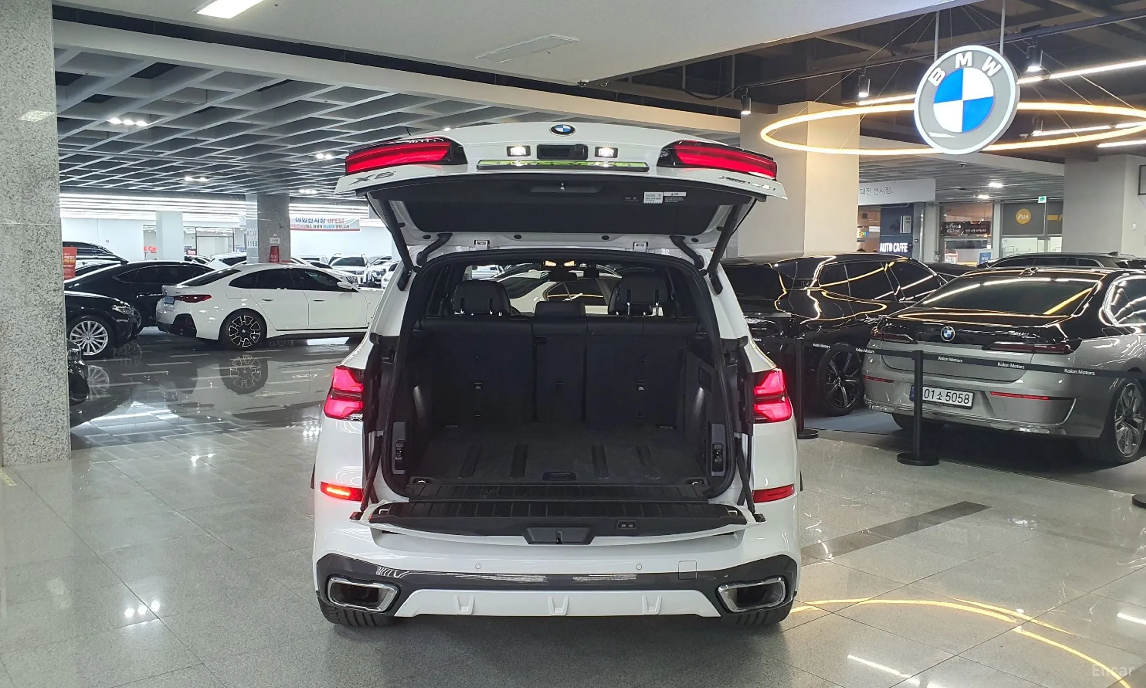 BMW X5 (G05) превью 10