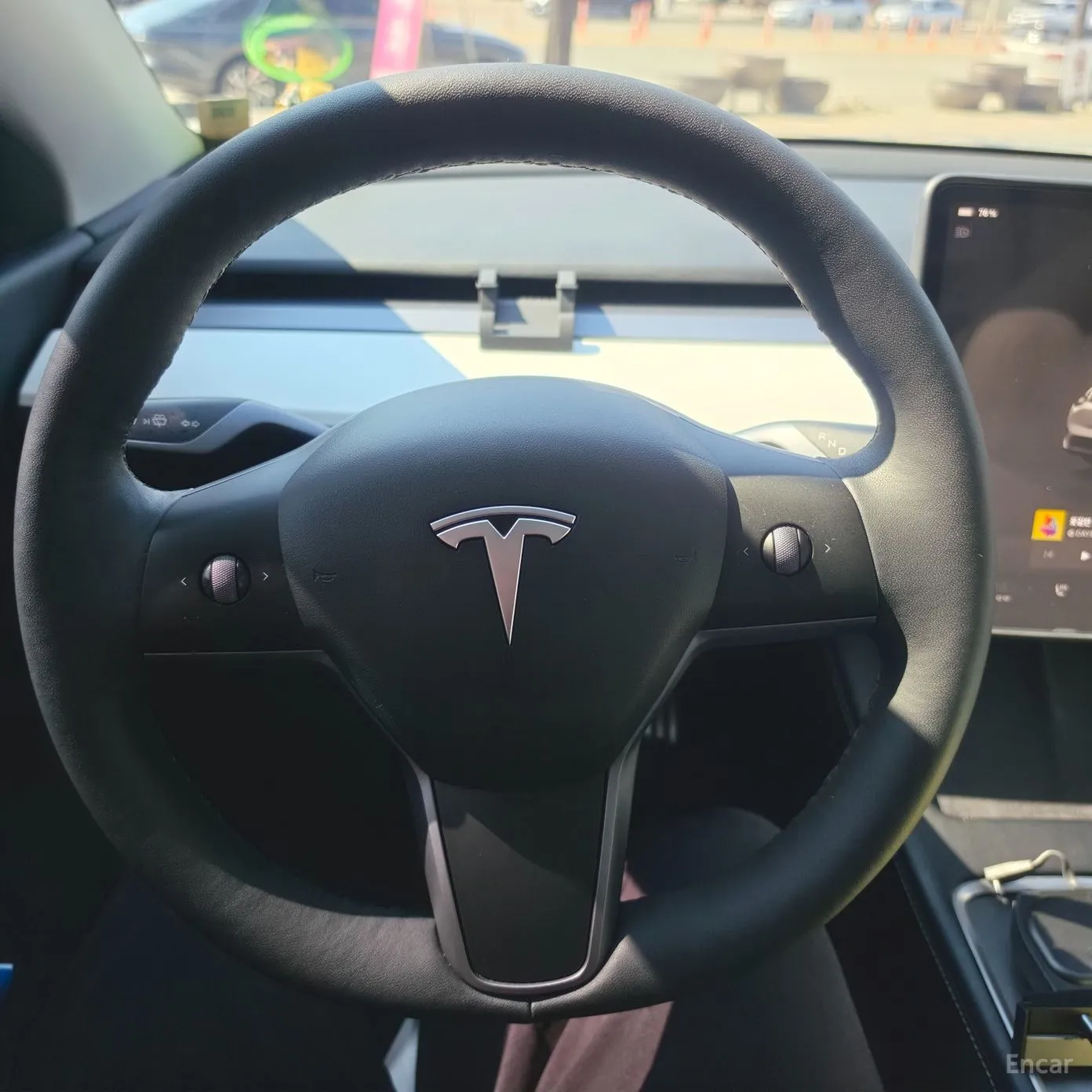 Tesla Model Y превью 13