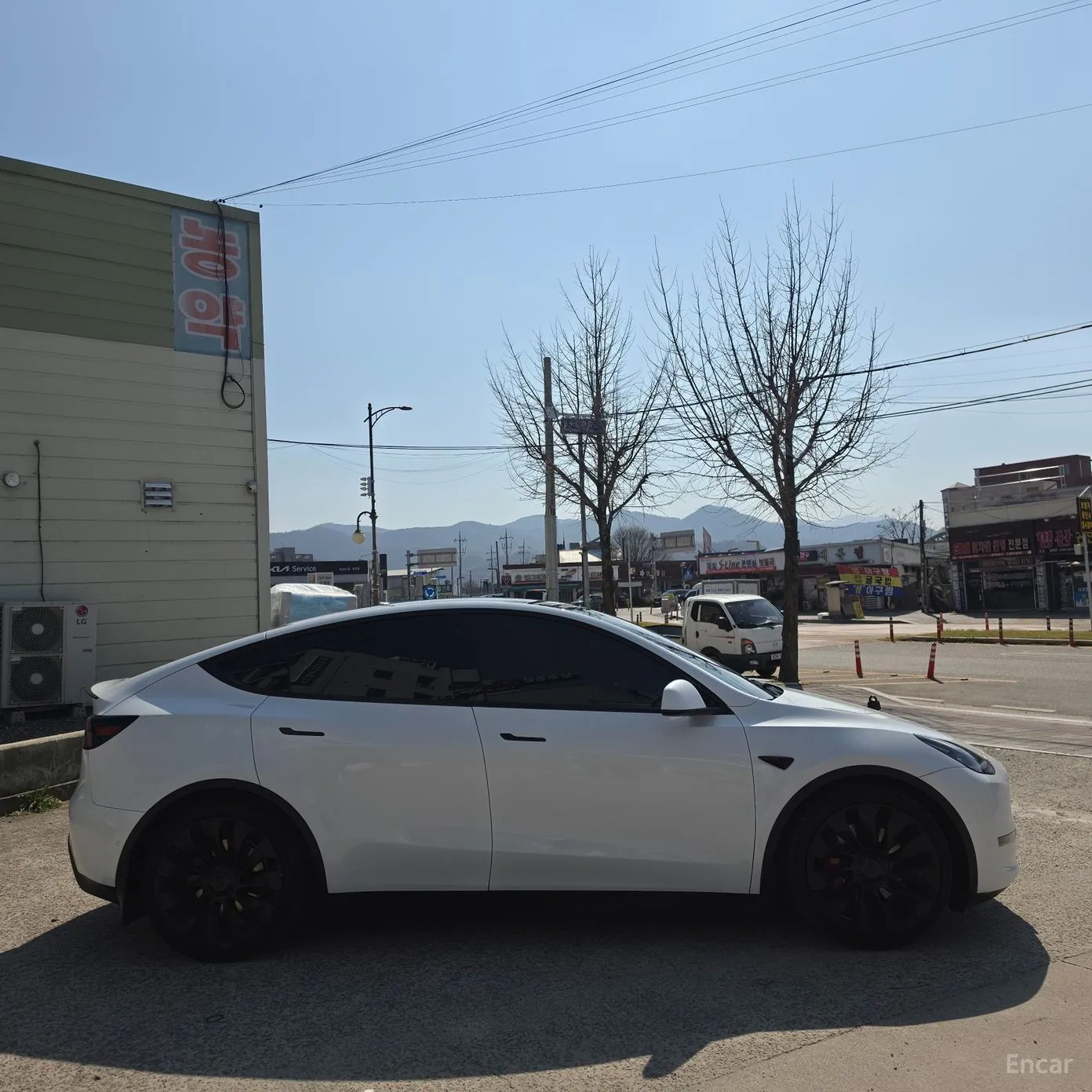 Tesla Model Y превью 5