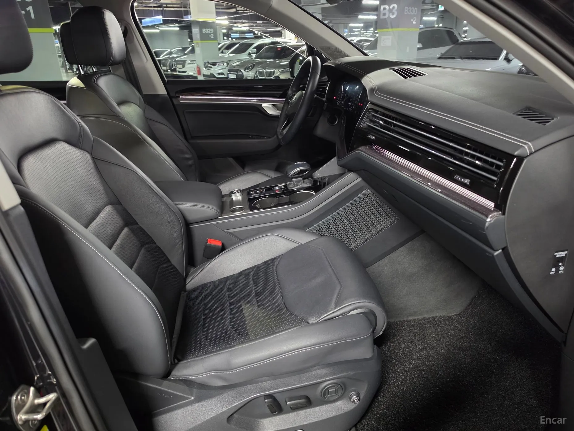 Volkswagen Touareg 3rd Generation превью 12