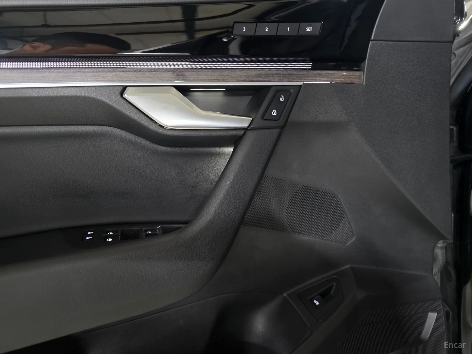 Volkswagen Touareg 3rd Generation превью 8