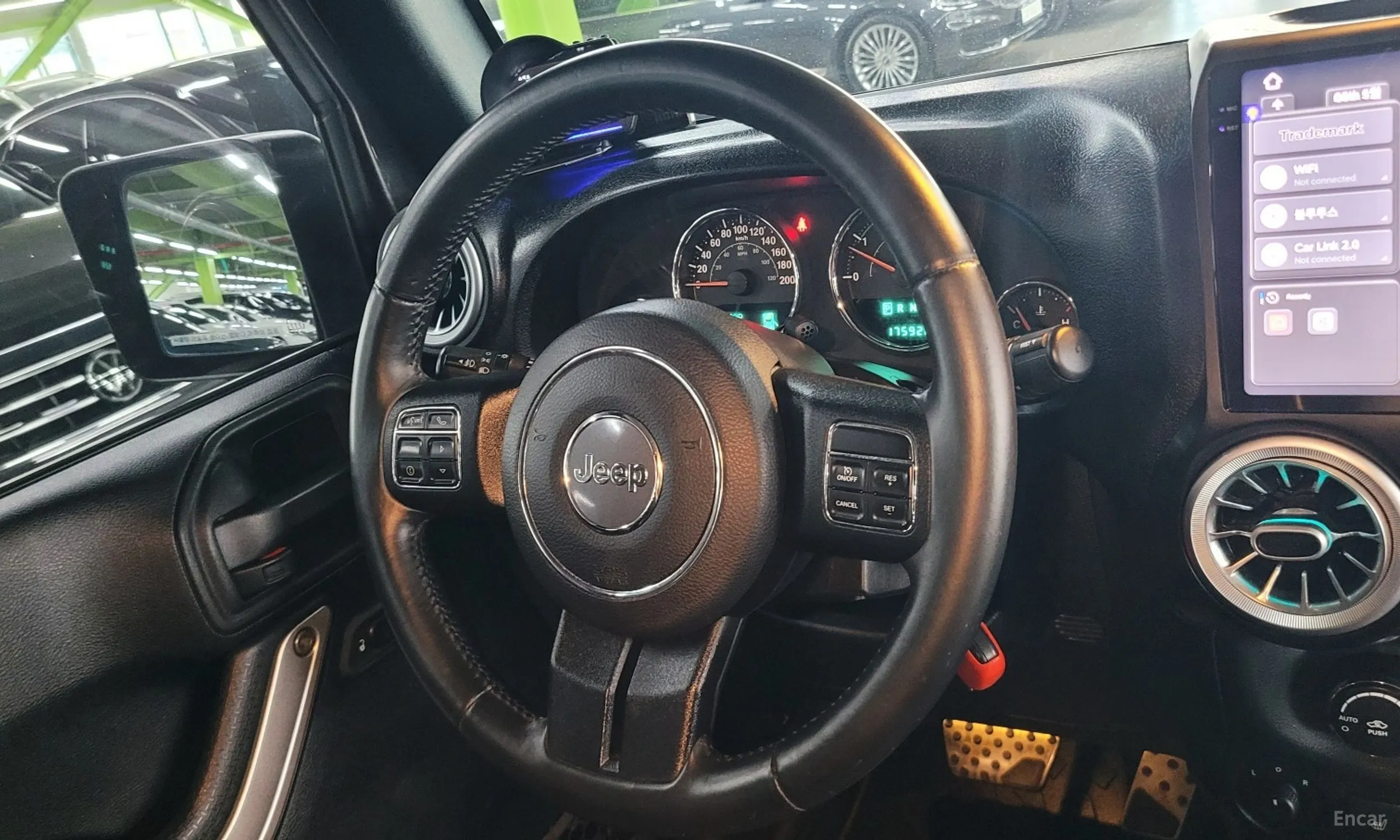Jeep Wrangler (JK) превью 10