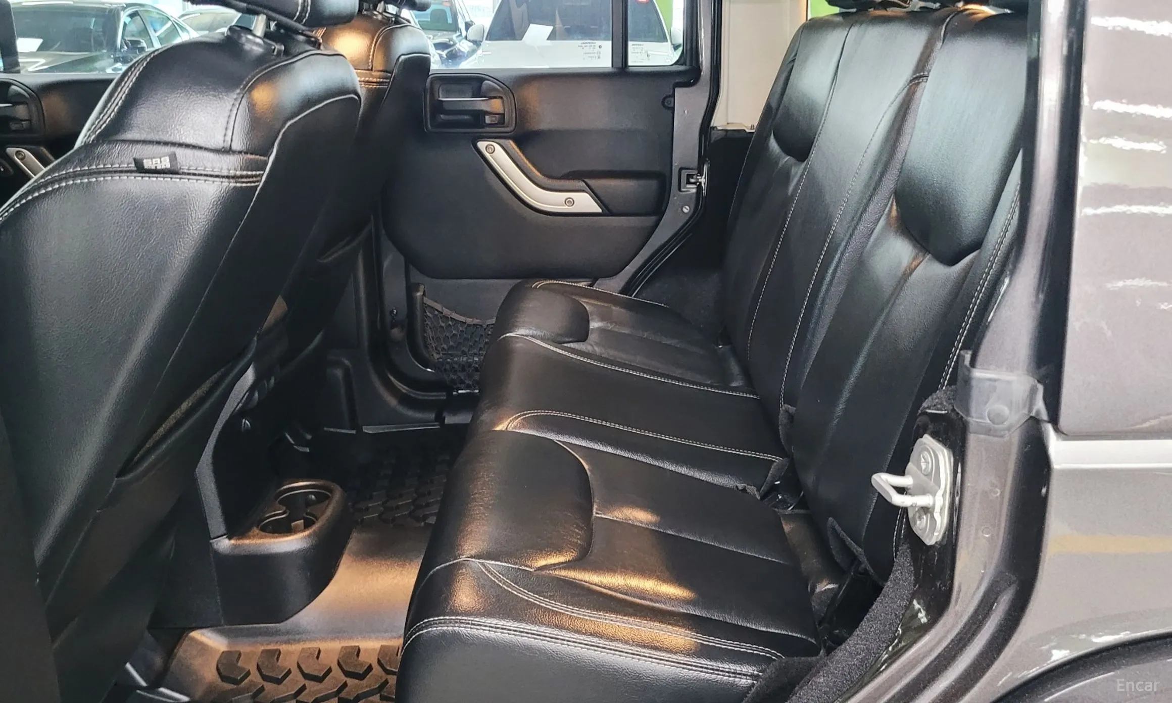 Jeep Wrangler (JK) превью 17