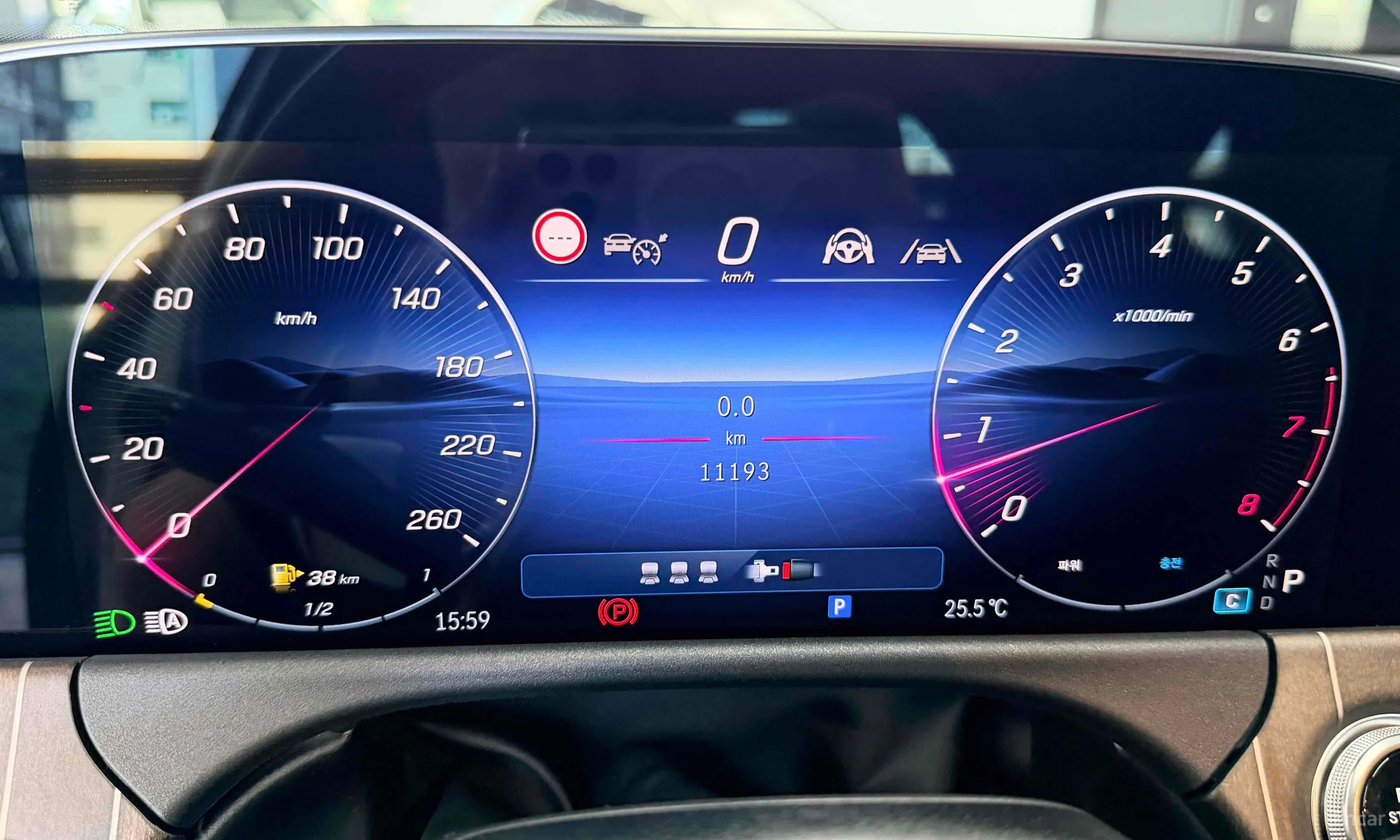 Mercedes Benz E-Class W214 превью 14