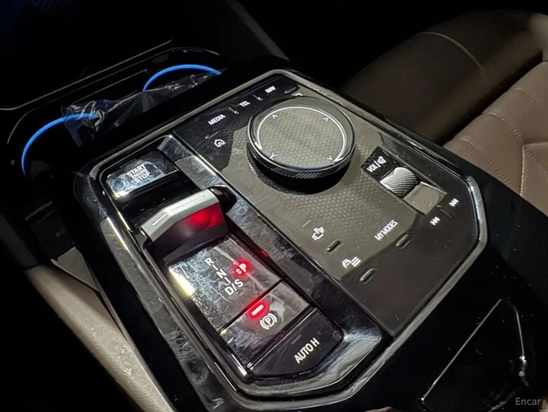 BMW 5 Series (G60) превью 9