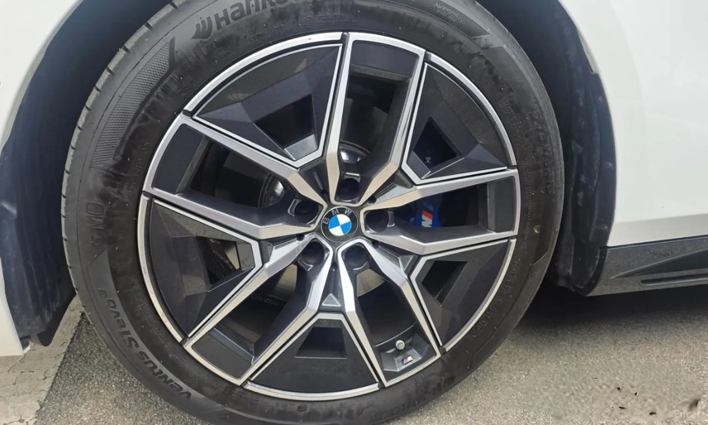 BMW 5 Series (G60) превью 5